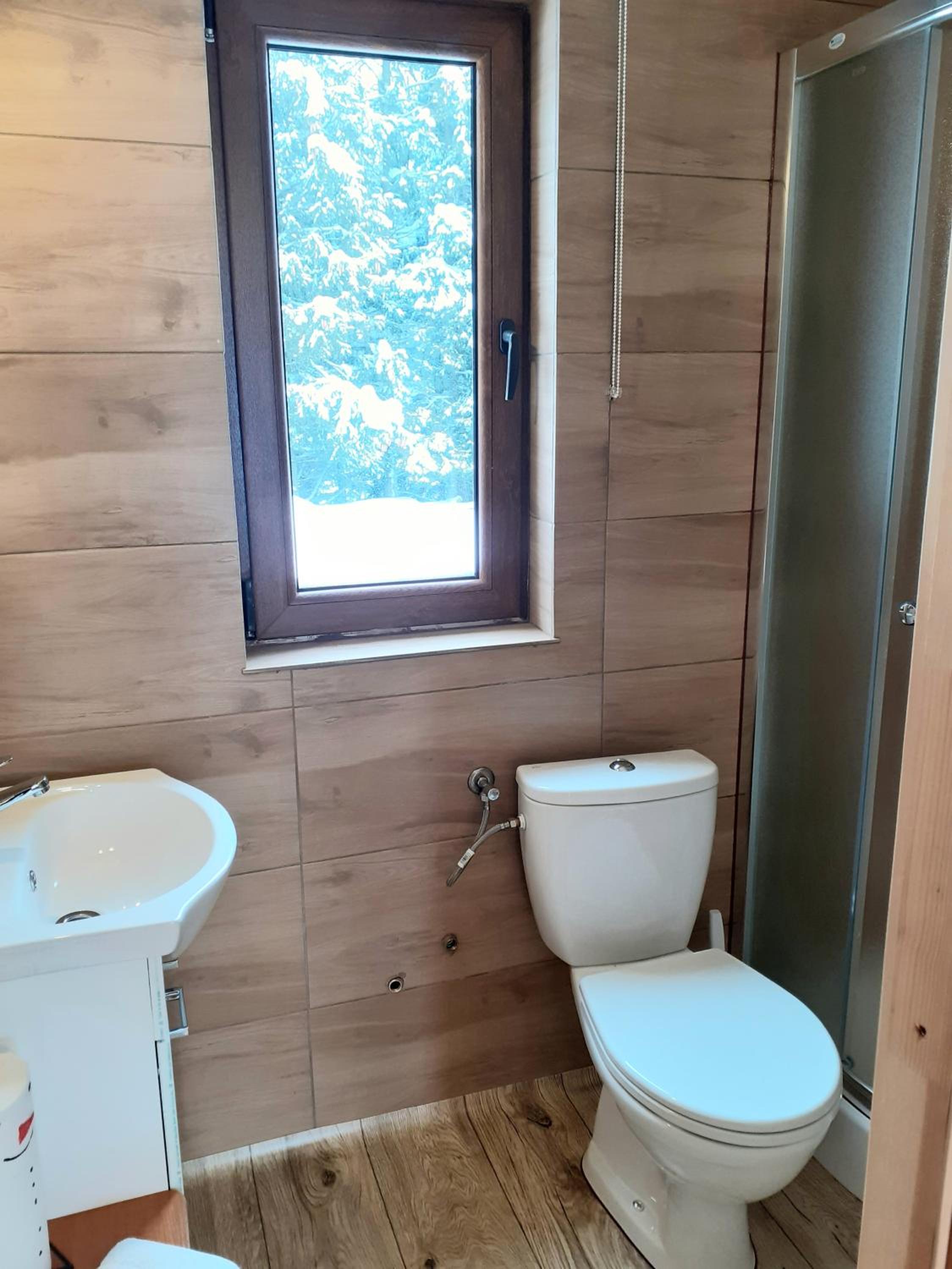 Two-Bedroom Chalet photo 3