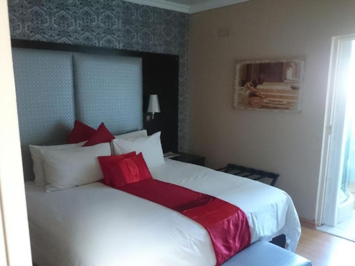 Standard Twin Room photo 1