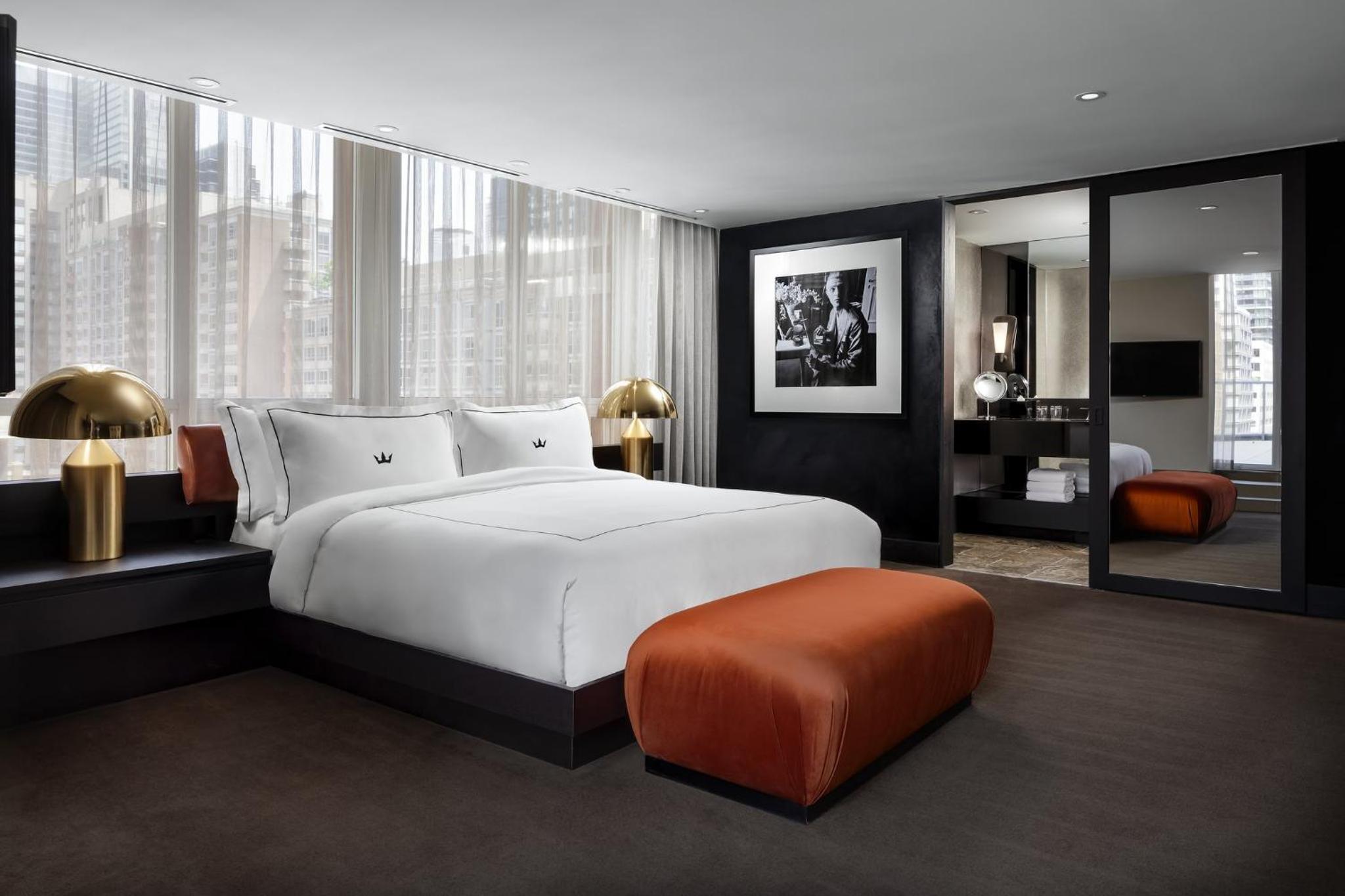 Signature One Bedroom Suite (Alexander)