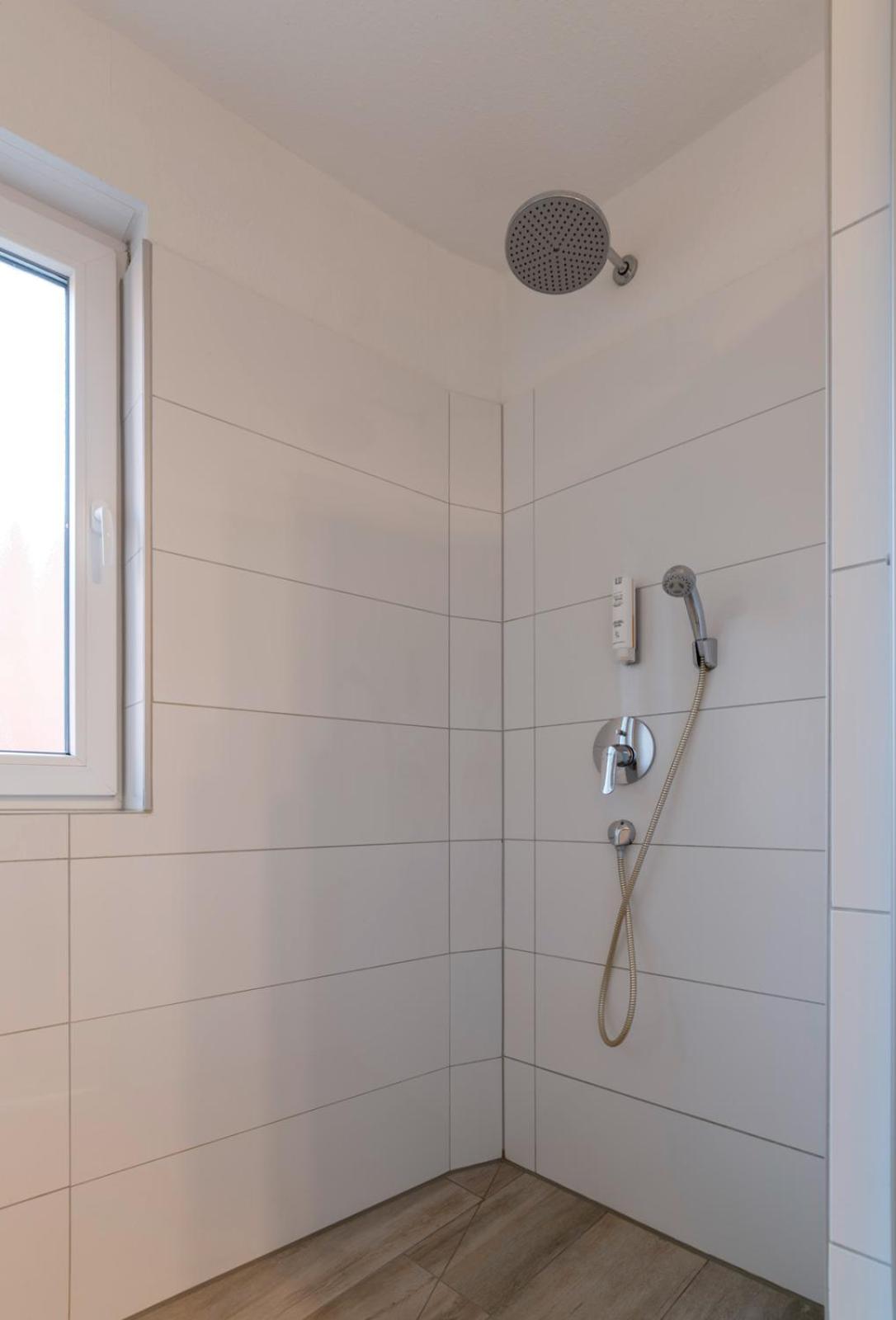 Deluxe Family Suite photo 2
