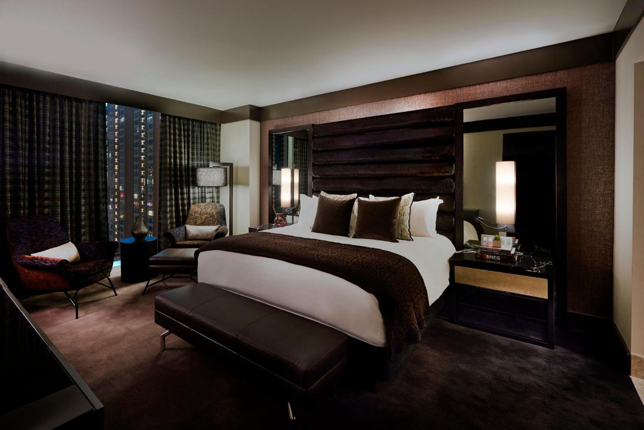 Suite with Lake View