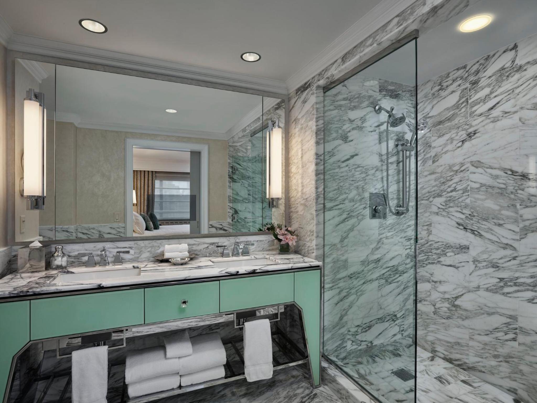 Atrium Suite
