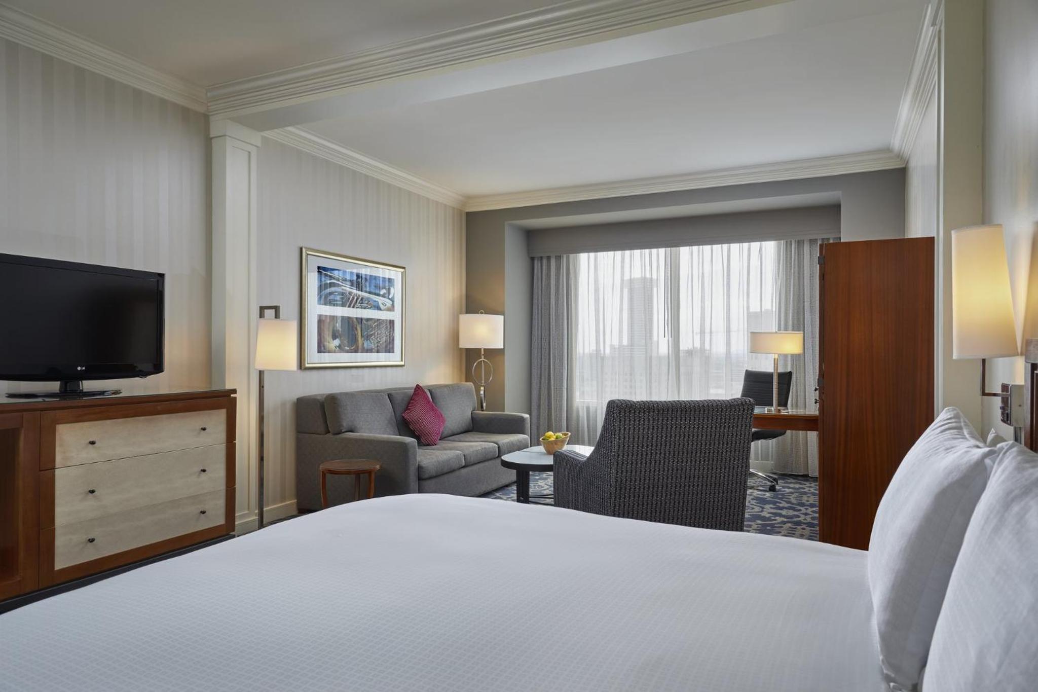 Grand City View Junior Suite King - Photo 1