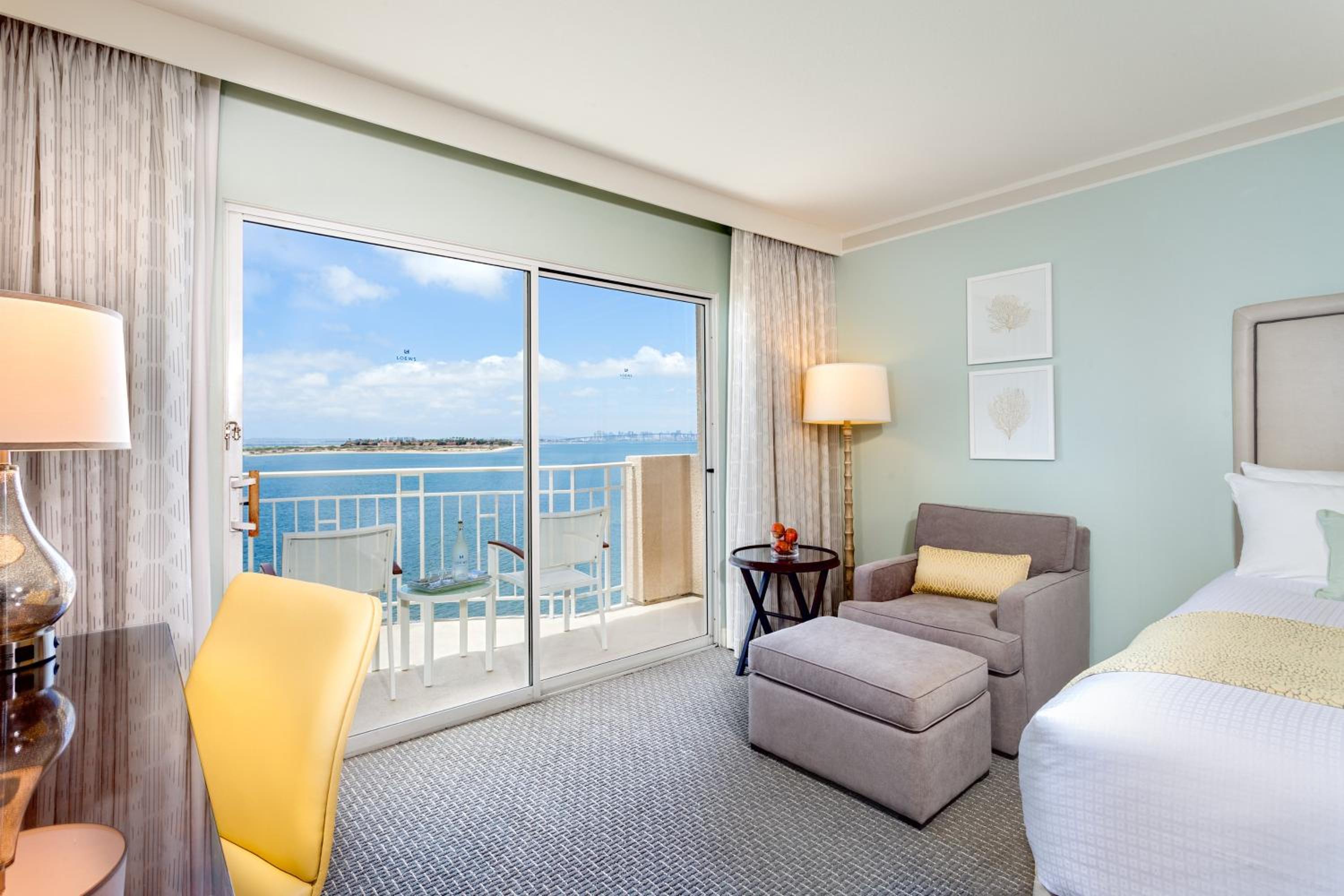 Coronado Bay View King Room - Photo 4
