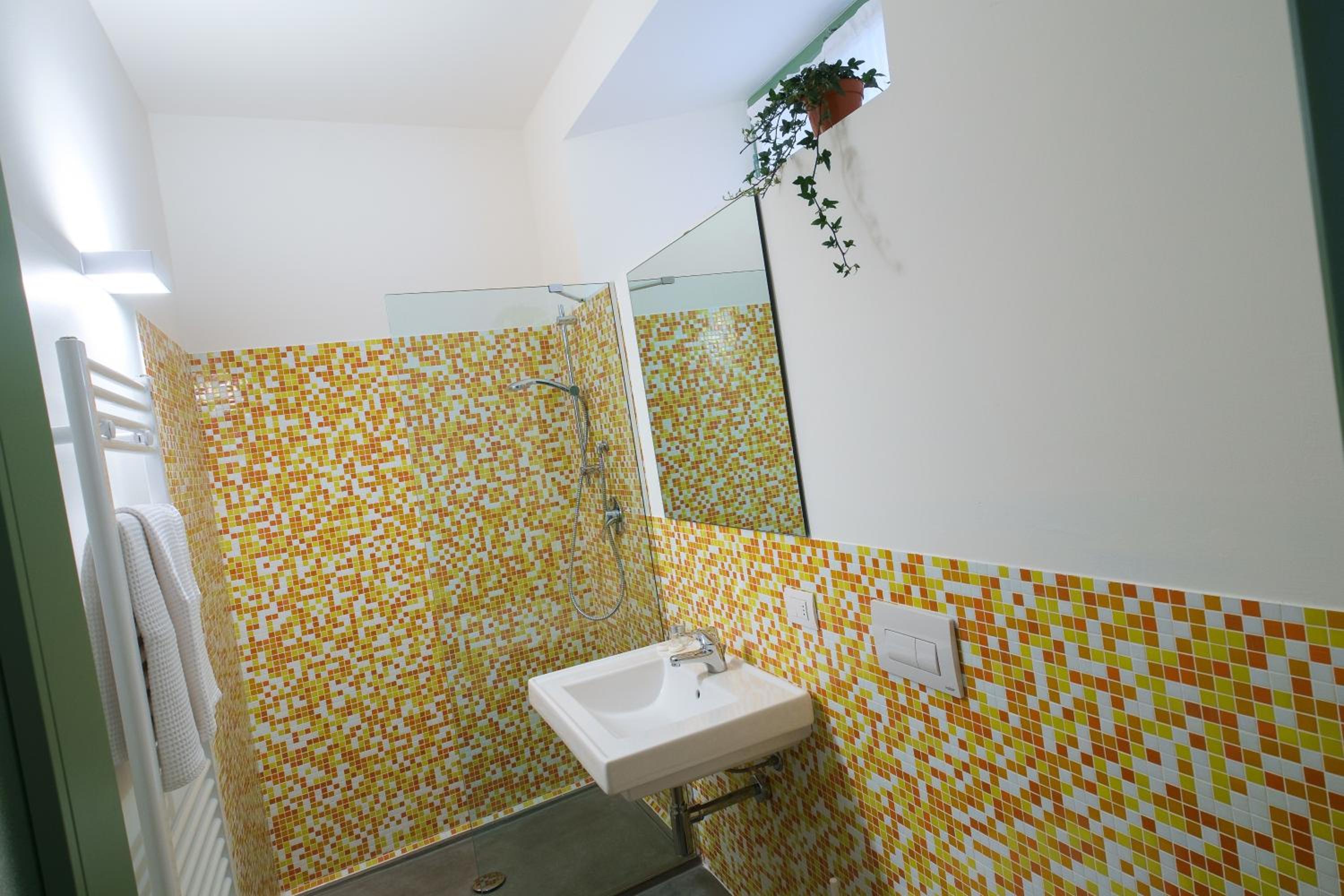 Double Room with Private Bathroom photo 2