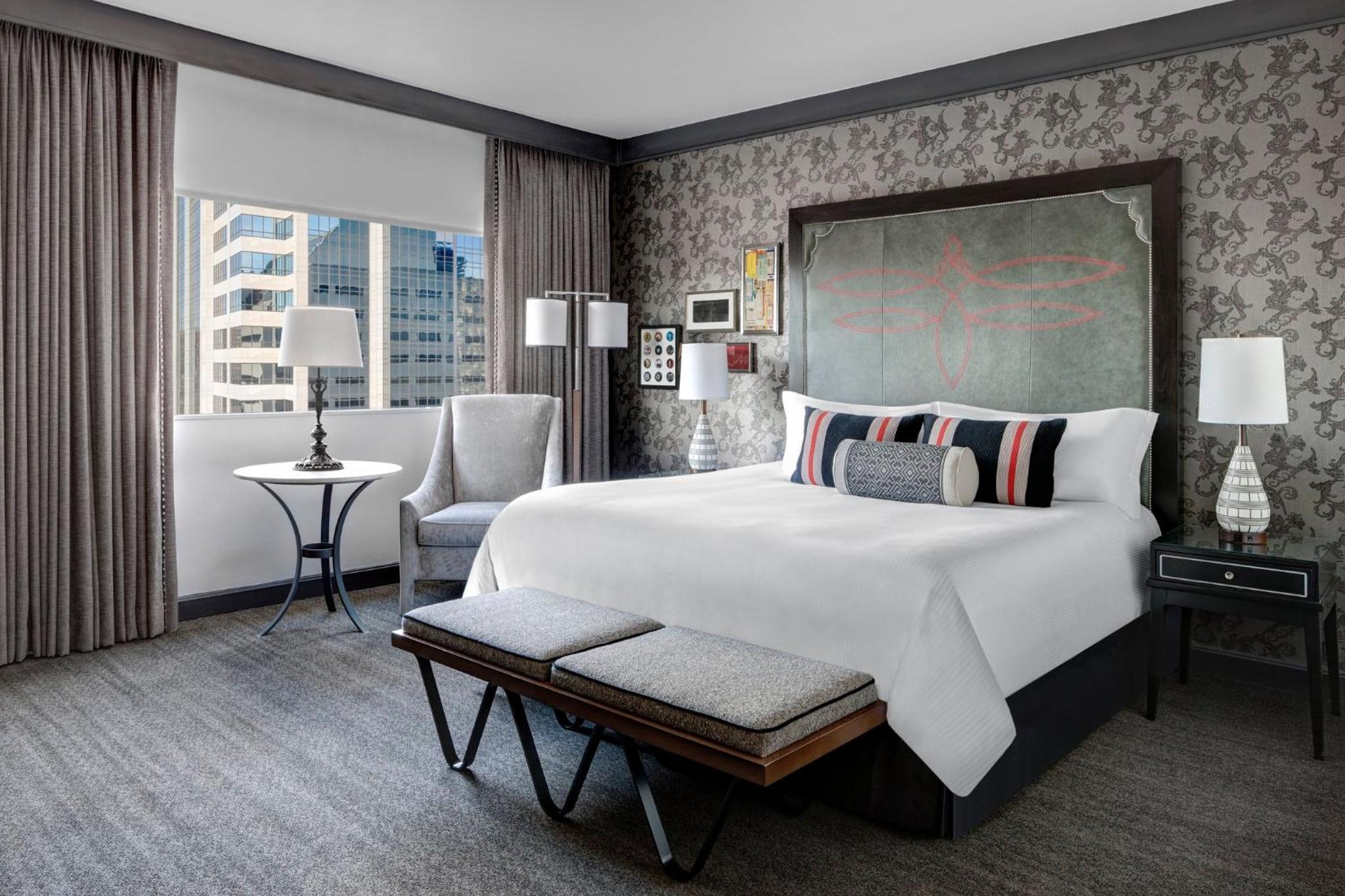 Luxury King Room - Photo 1