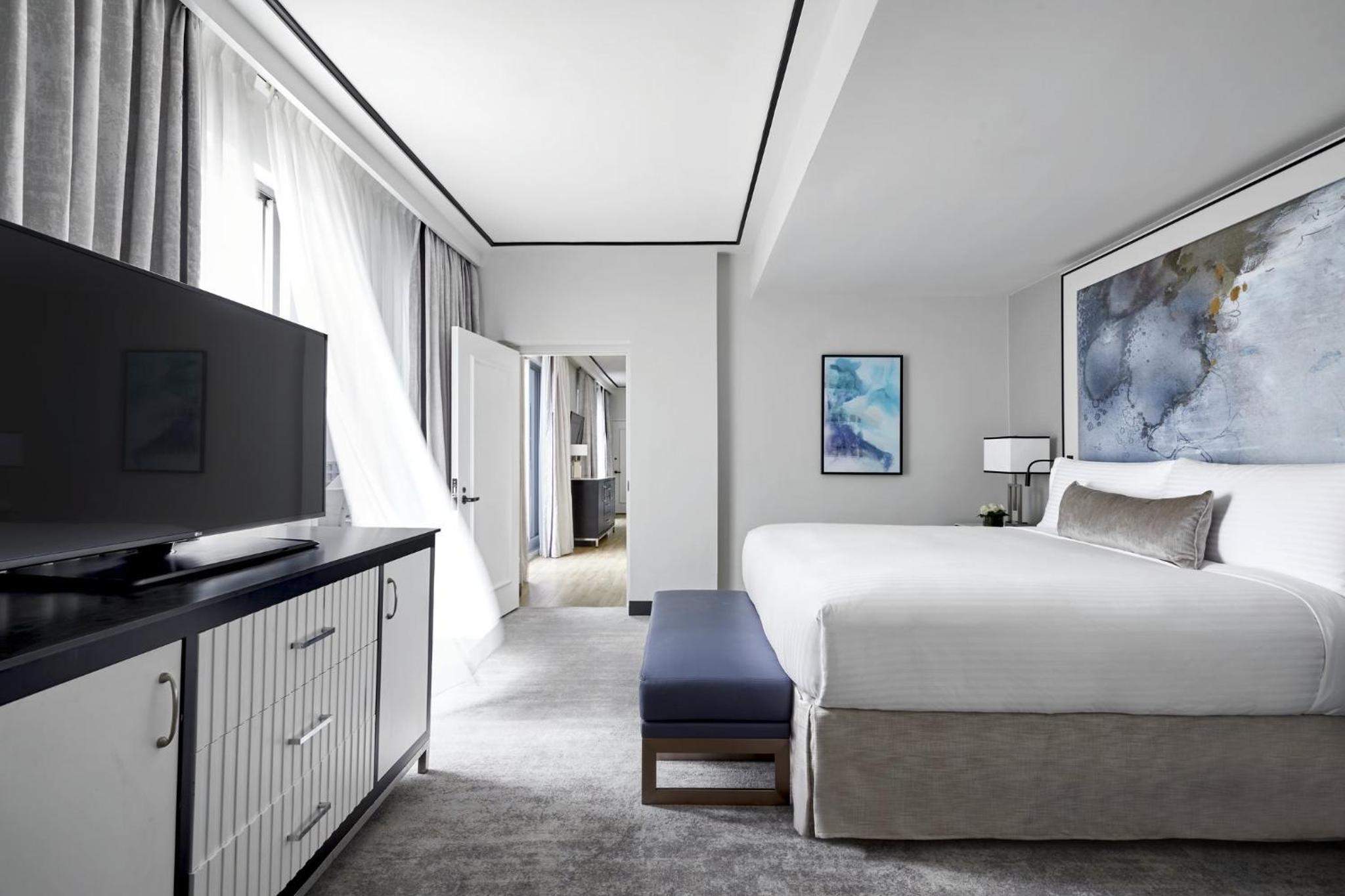 King Suite With Balcony