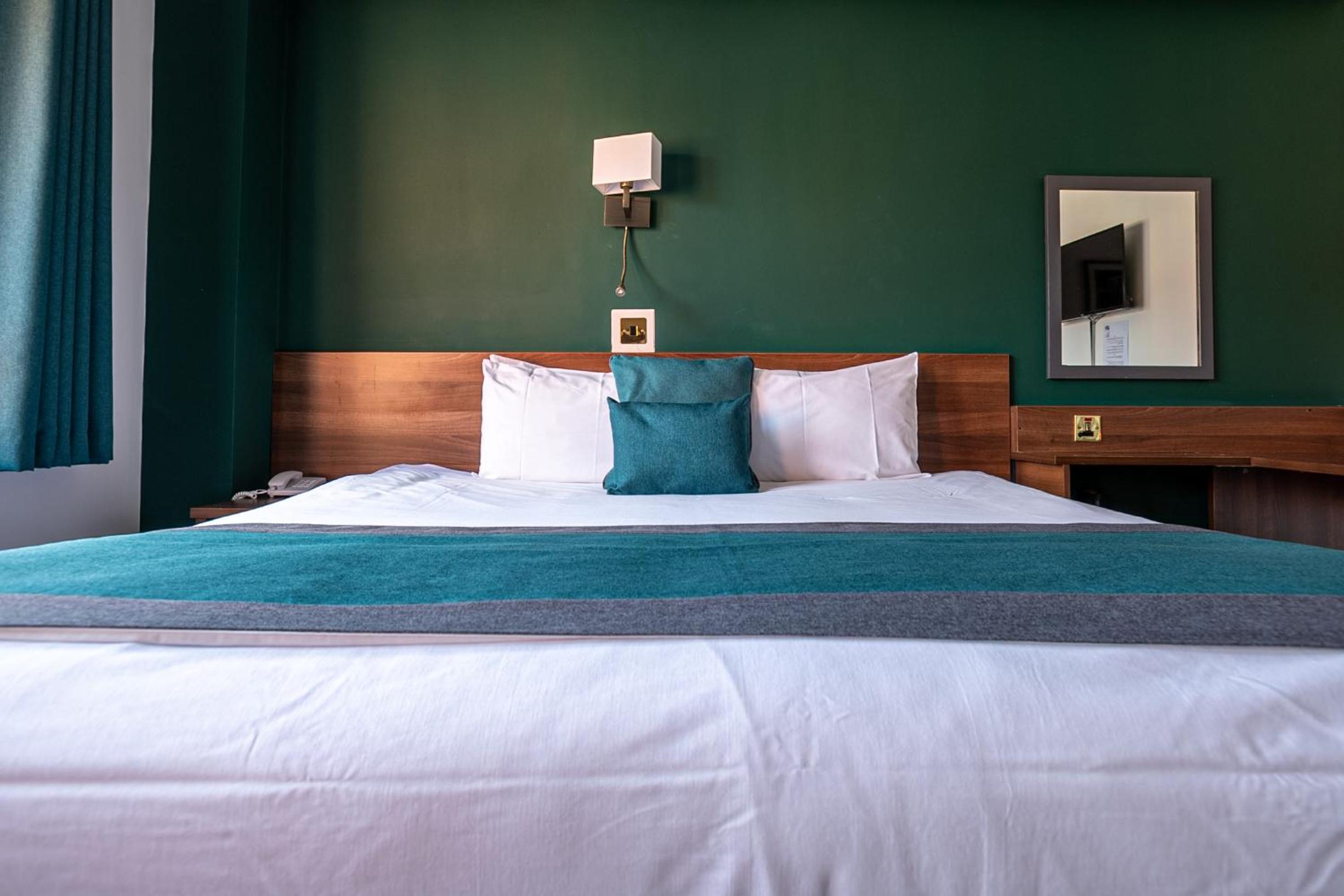 Double Room - Photo 10
