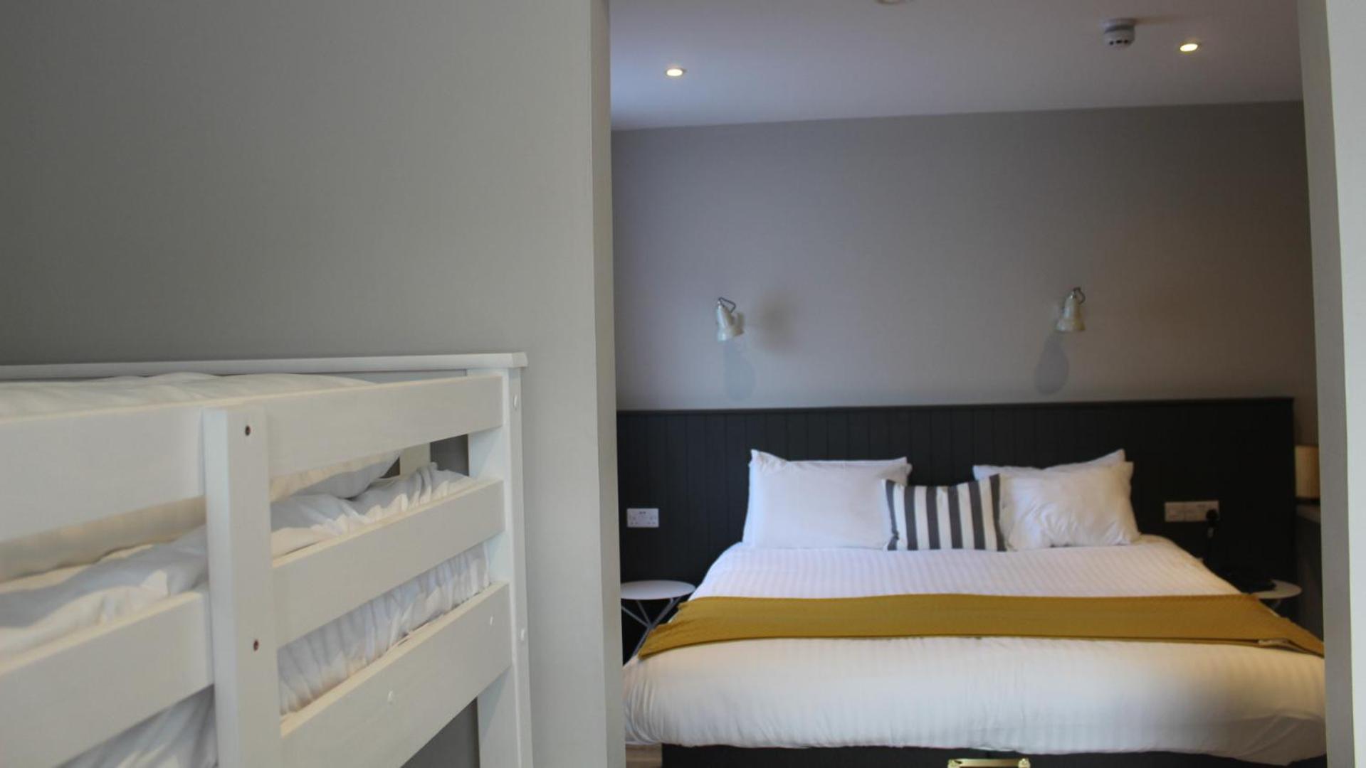 Family Suite photo 3