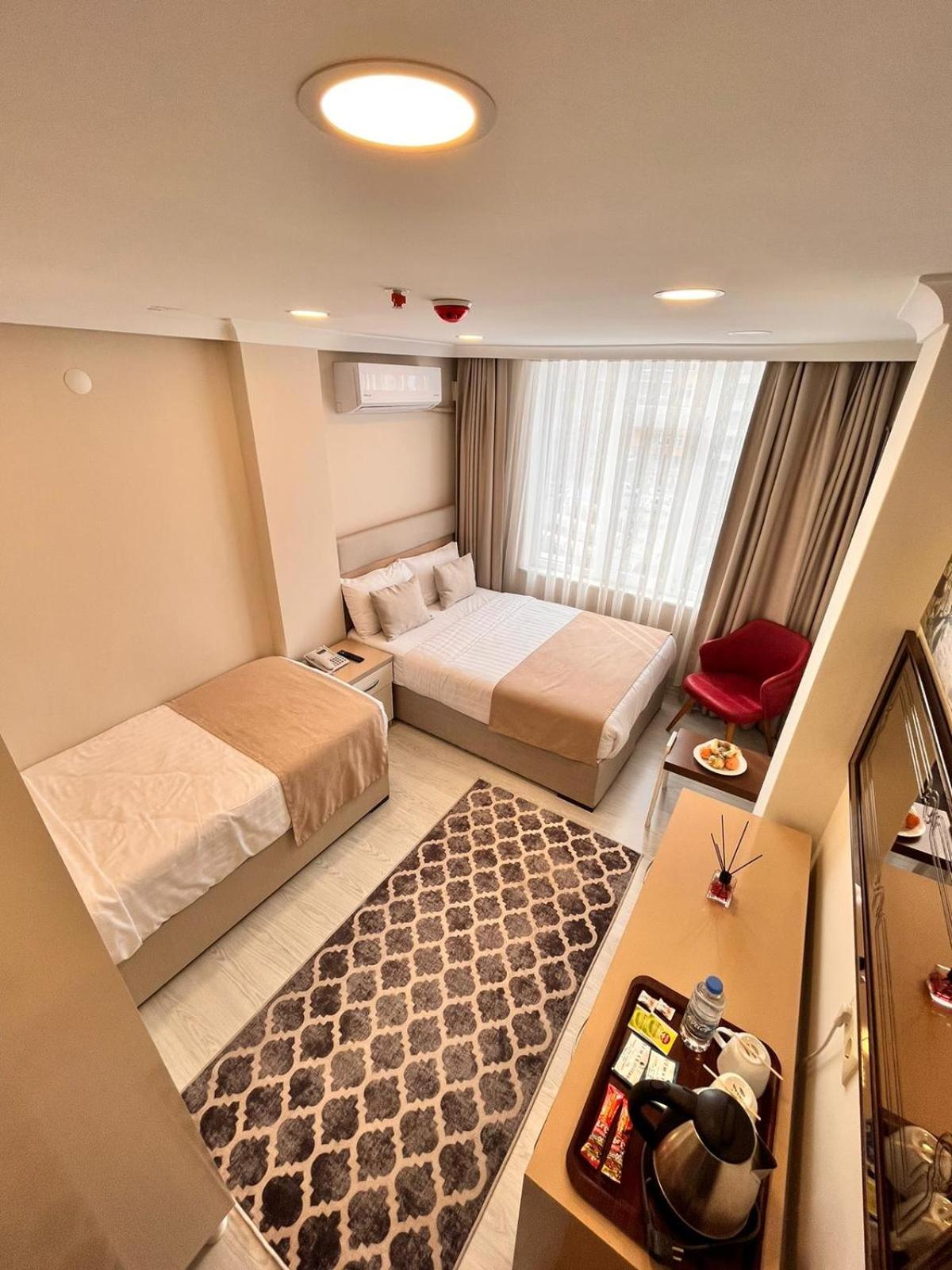 Standard Triple Room - Photo 1