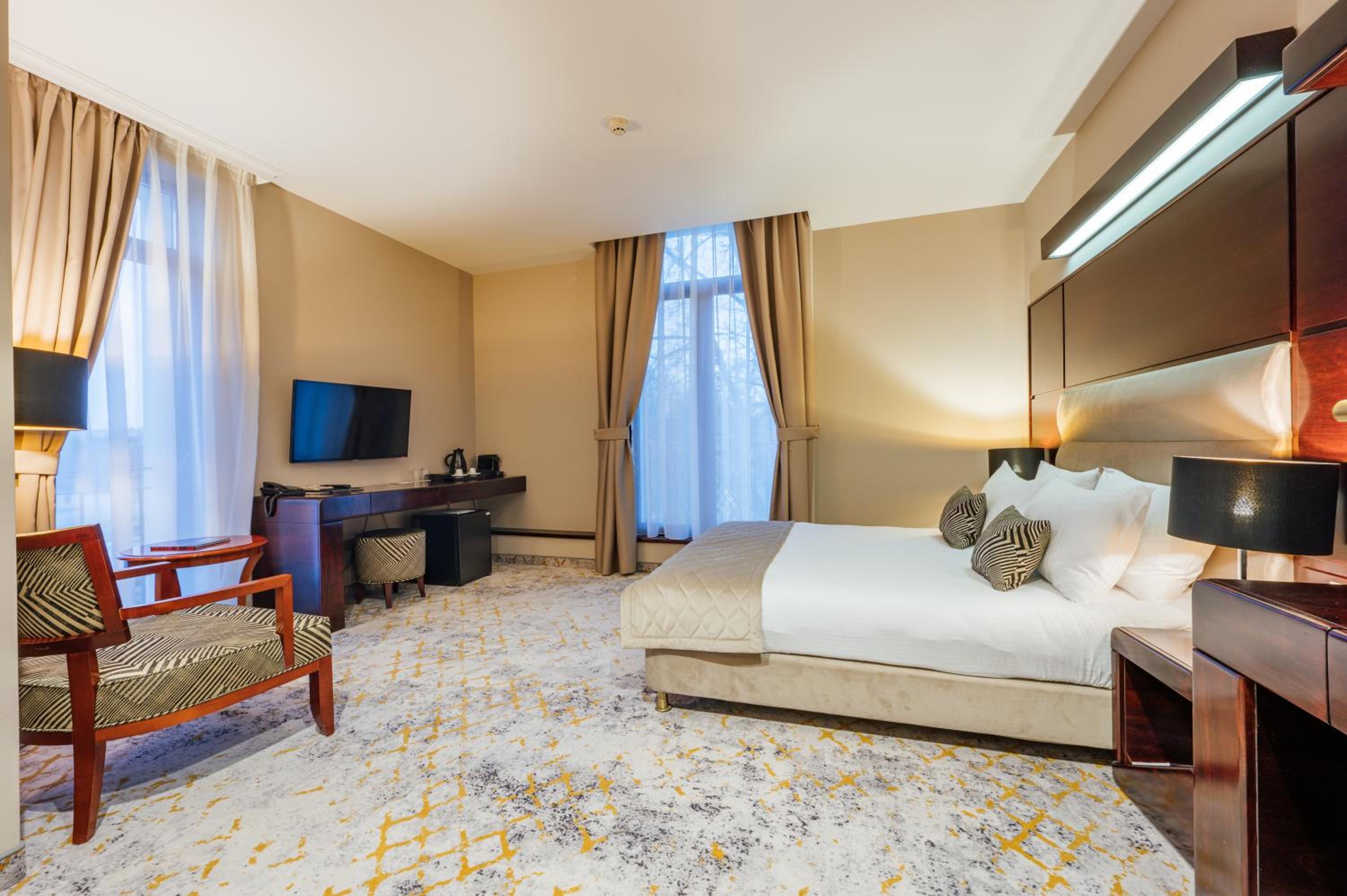 Double Room - Photo 1