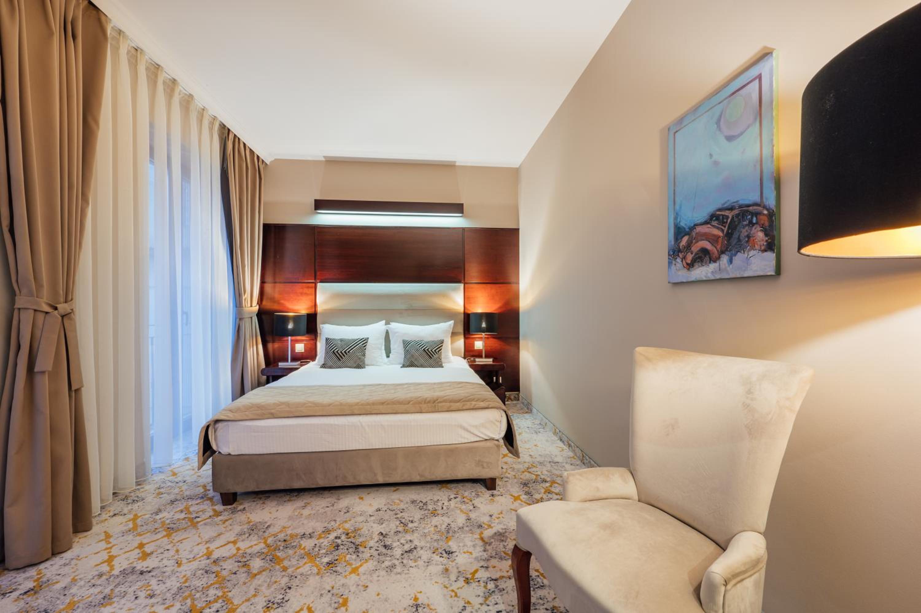 Standard Double Room - Photo 1