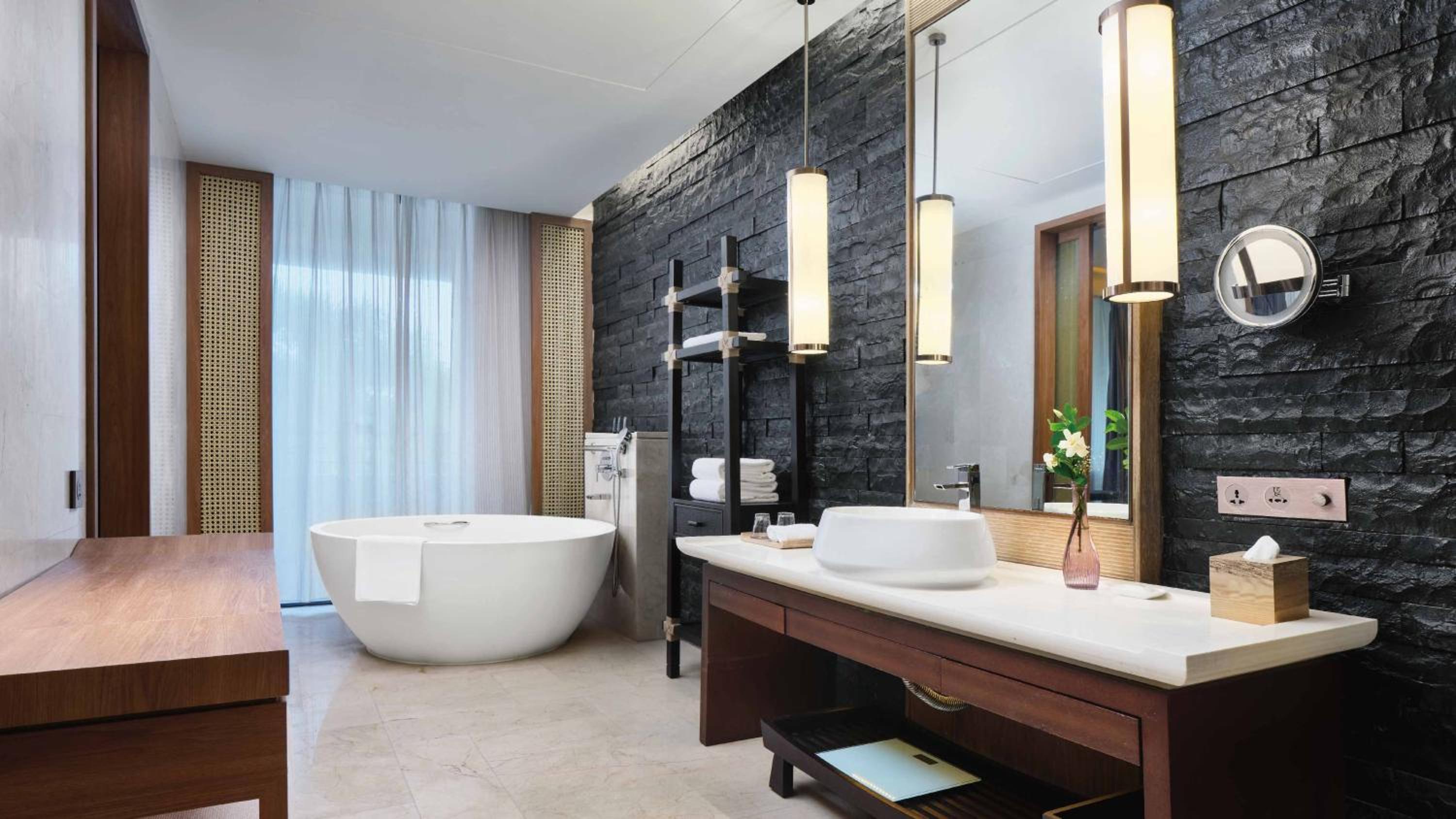 Premium King Room