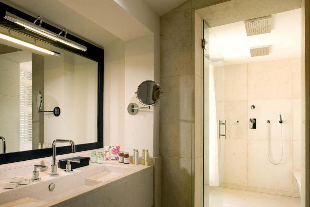 Deluxe Double or Twin Room with Balcony photo 3