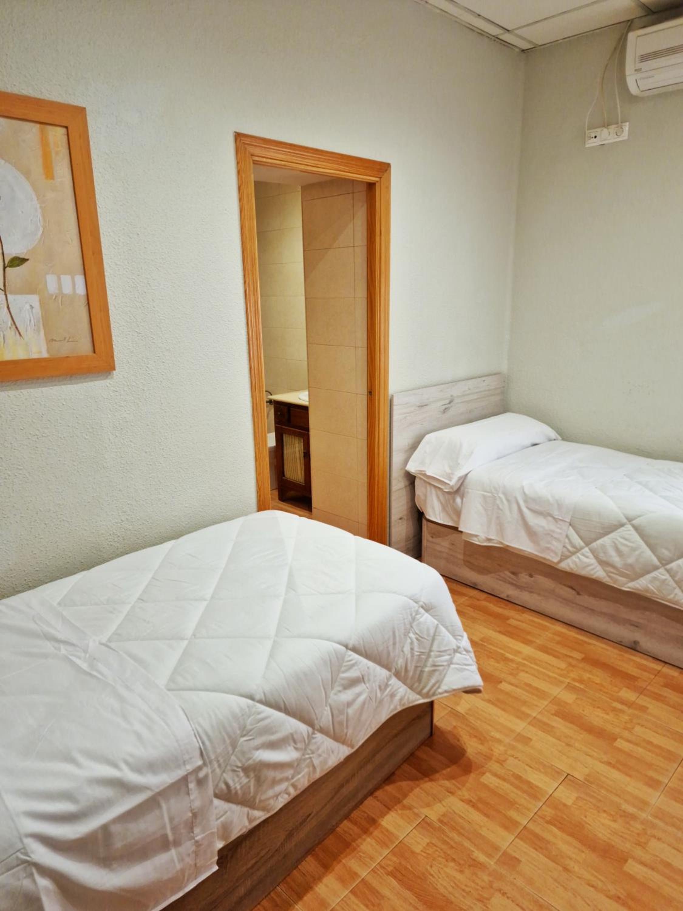 Habitación Estándar con Dos Camas Individuales