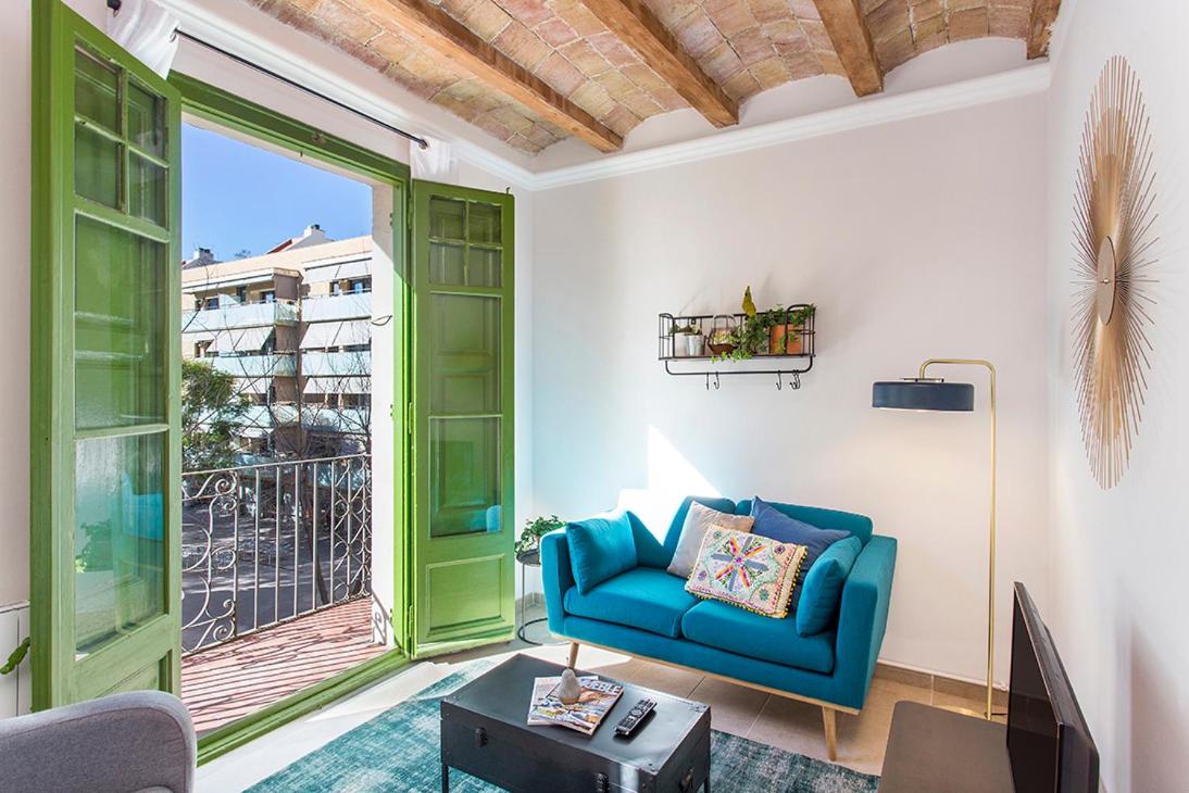 Apartamento con Balcón