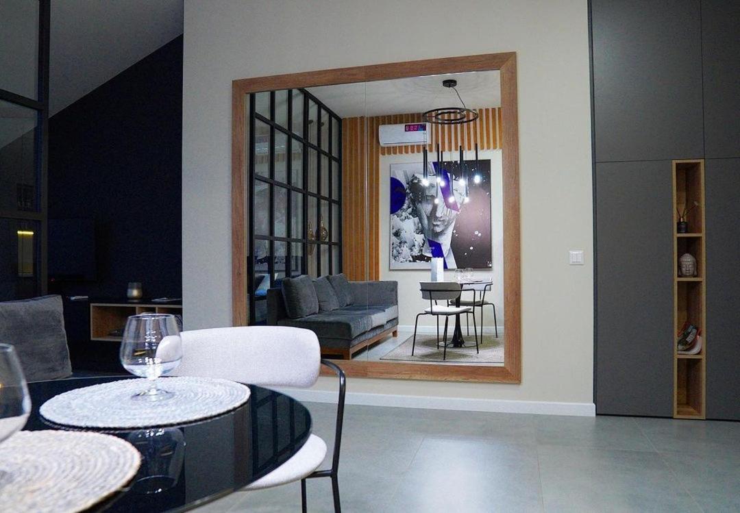 Studio Apartment photo 1