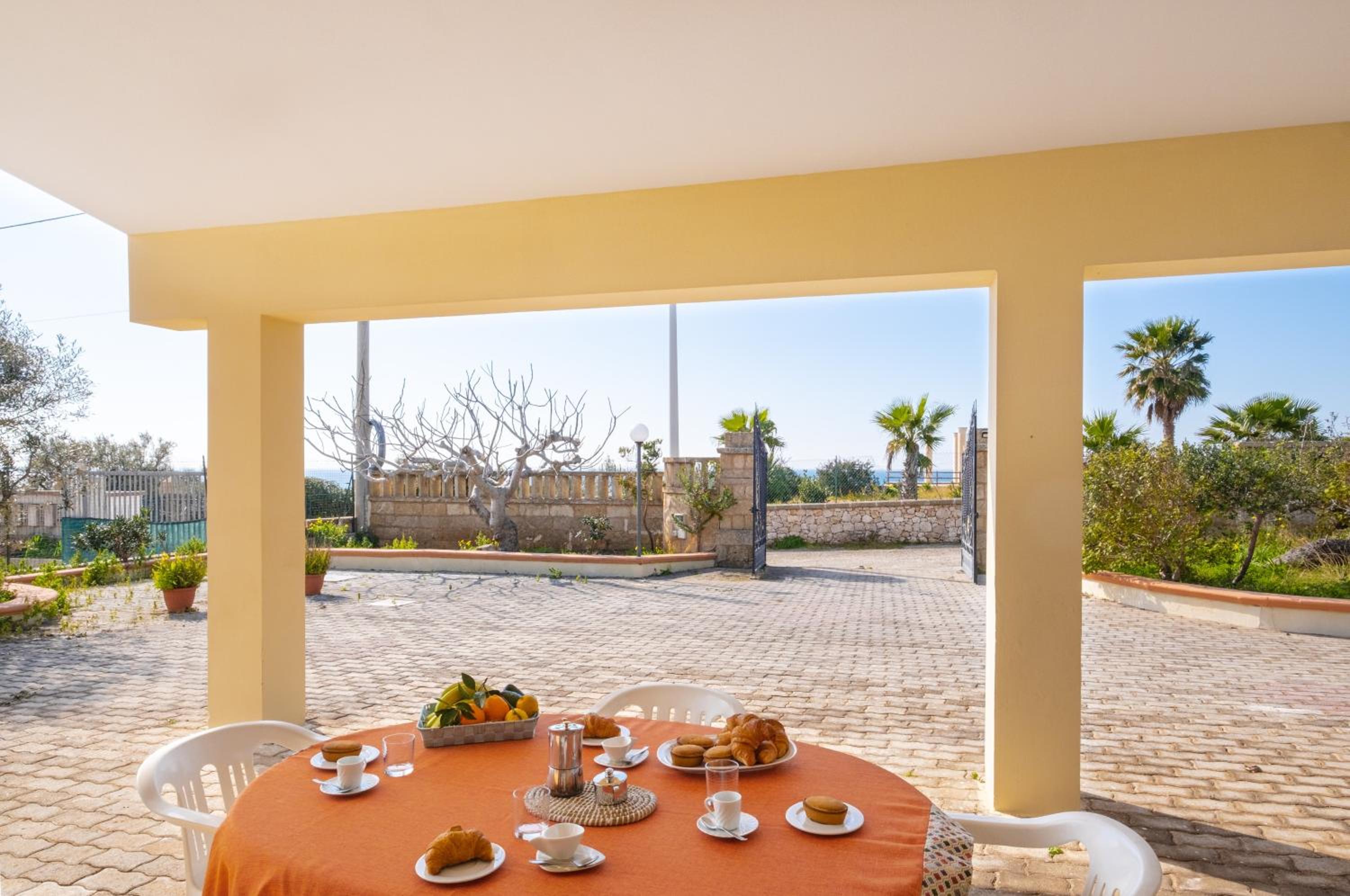 Villa with Private Pool photo 3