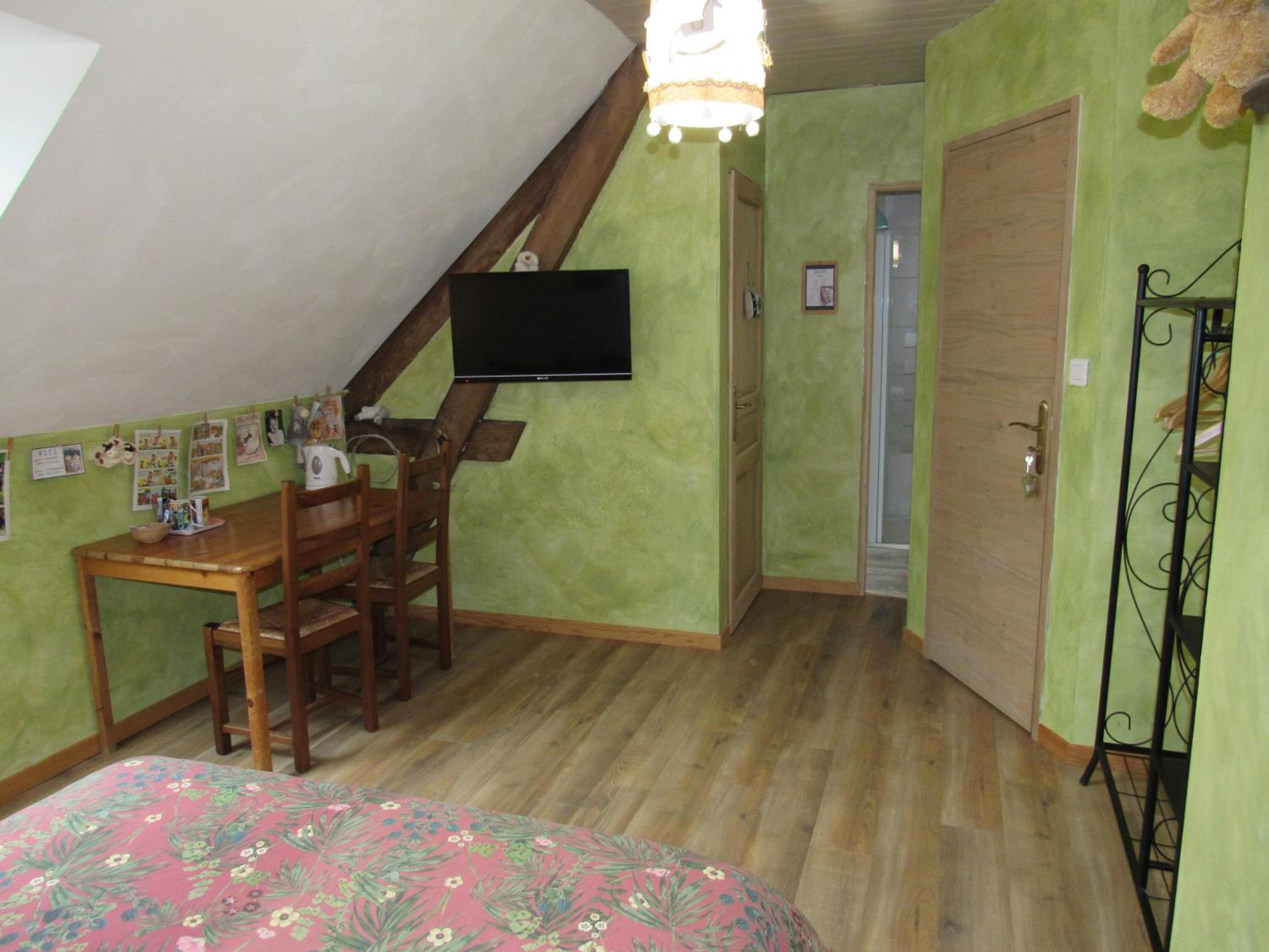 Double Room - Photo 5
