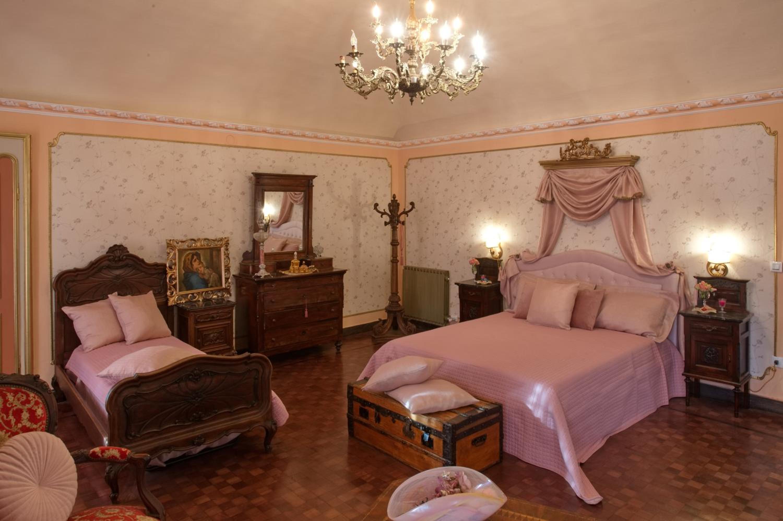 Deluxe Double Room photo 2