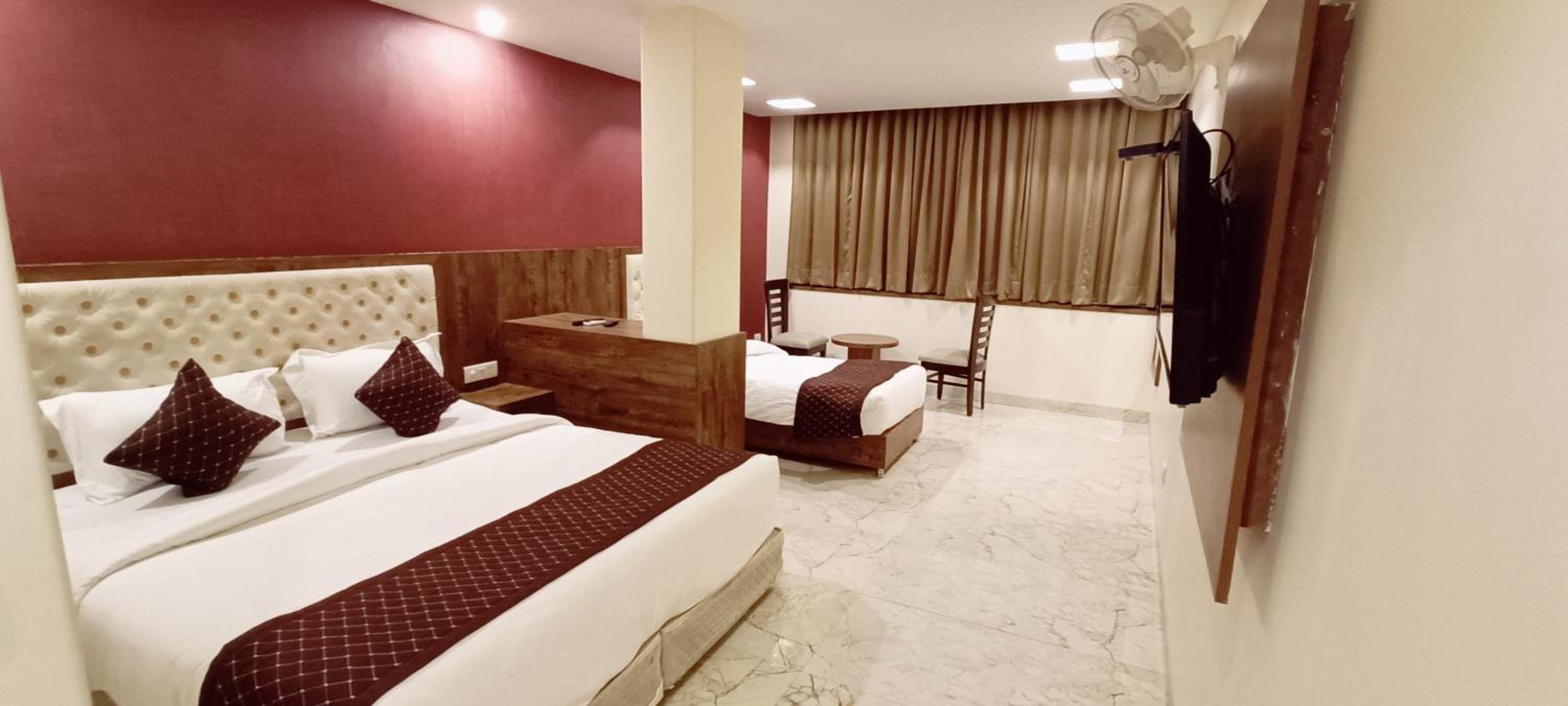 Luxury Triple Room - Photo 10
