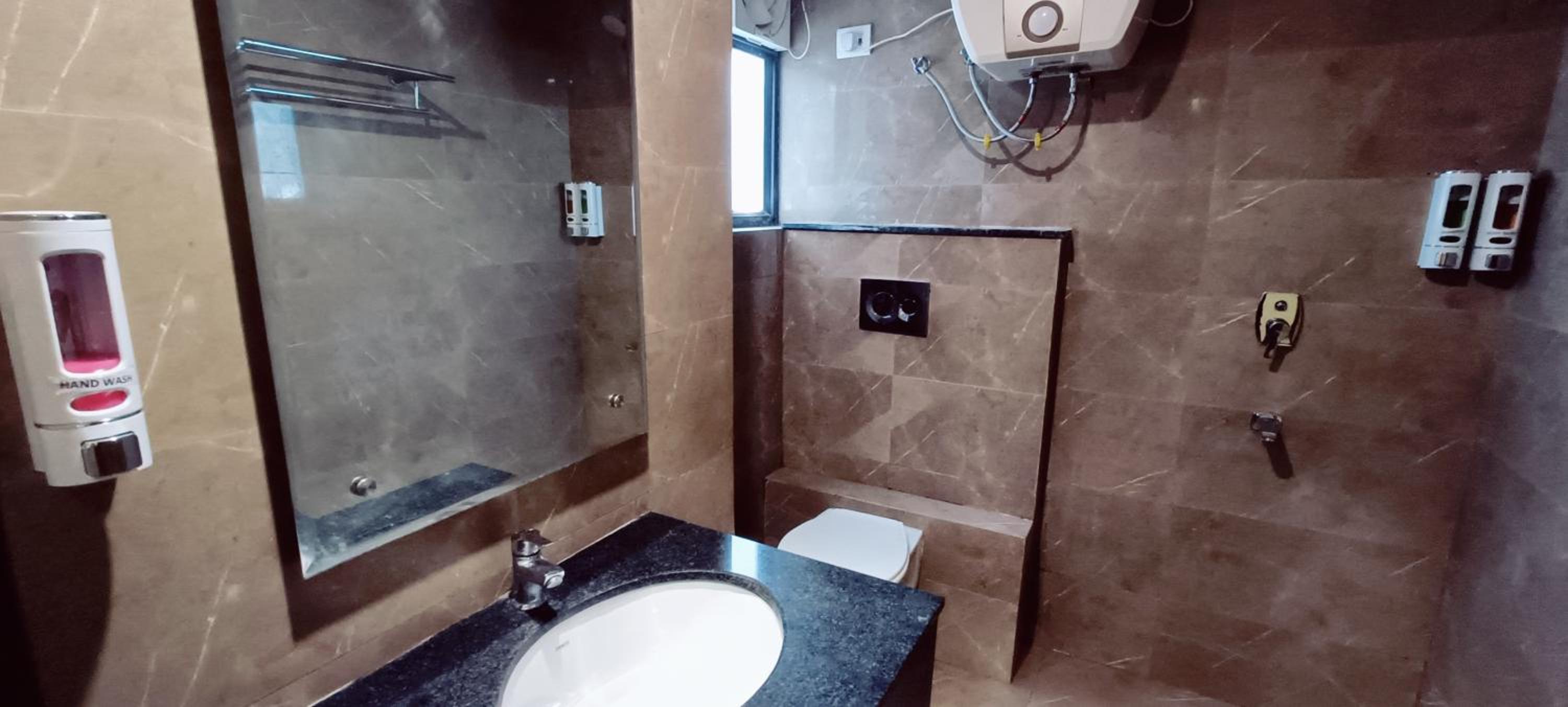 Luxury Triple Room - Photo 7