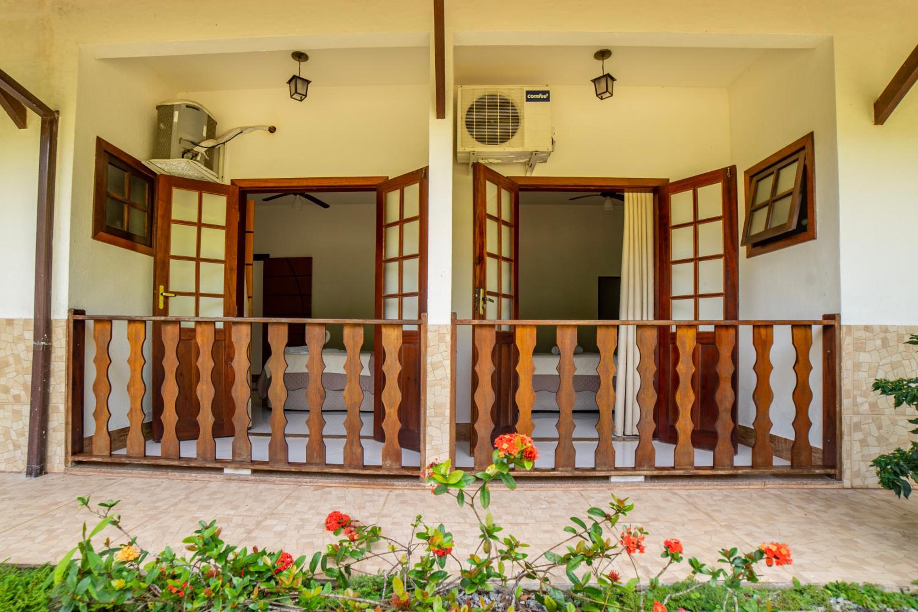 Deluxe Double Room with Balcony photo 3