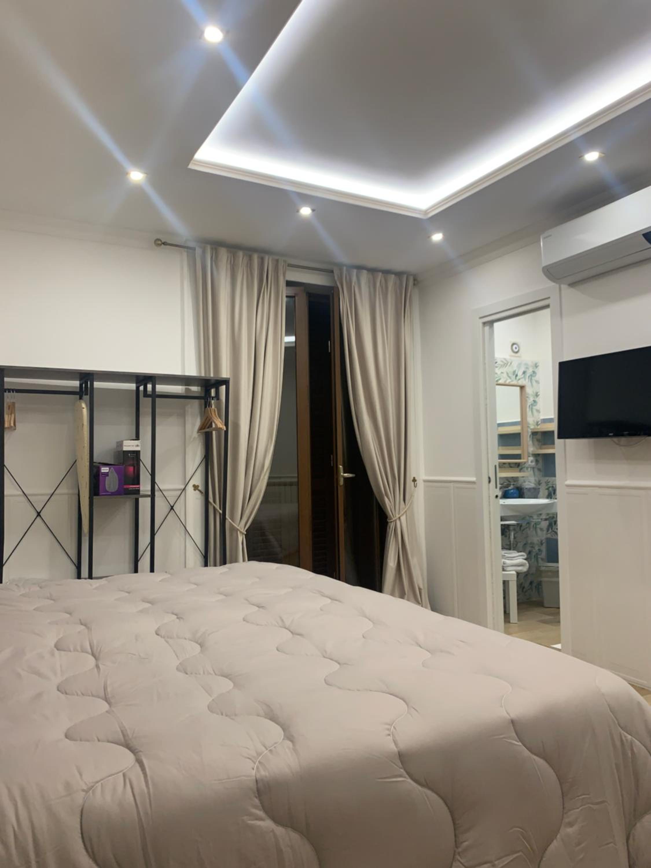 Double or Twin Room with Private Bathroom