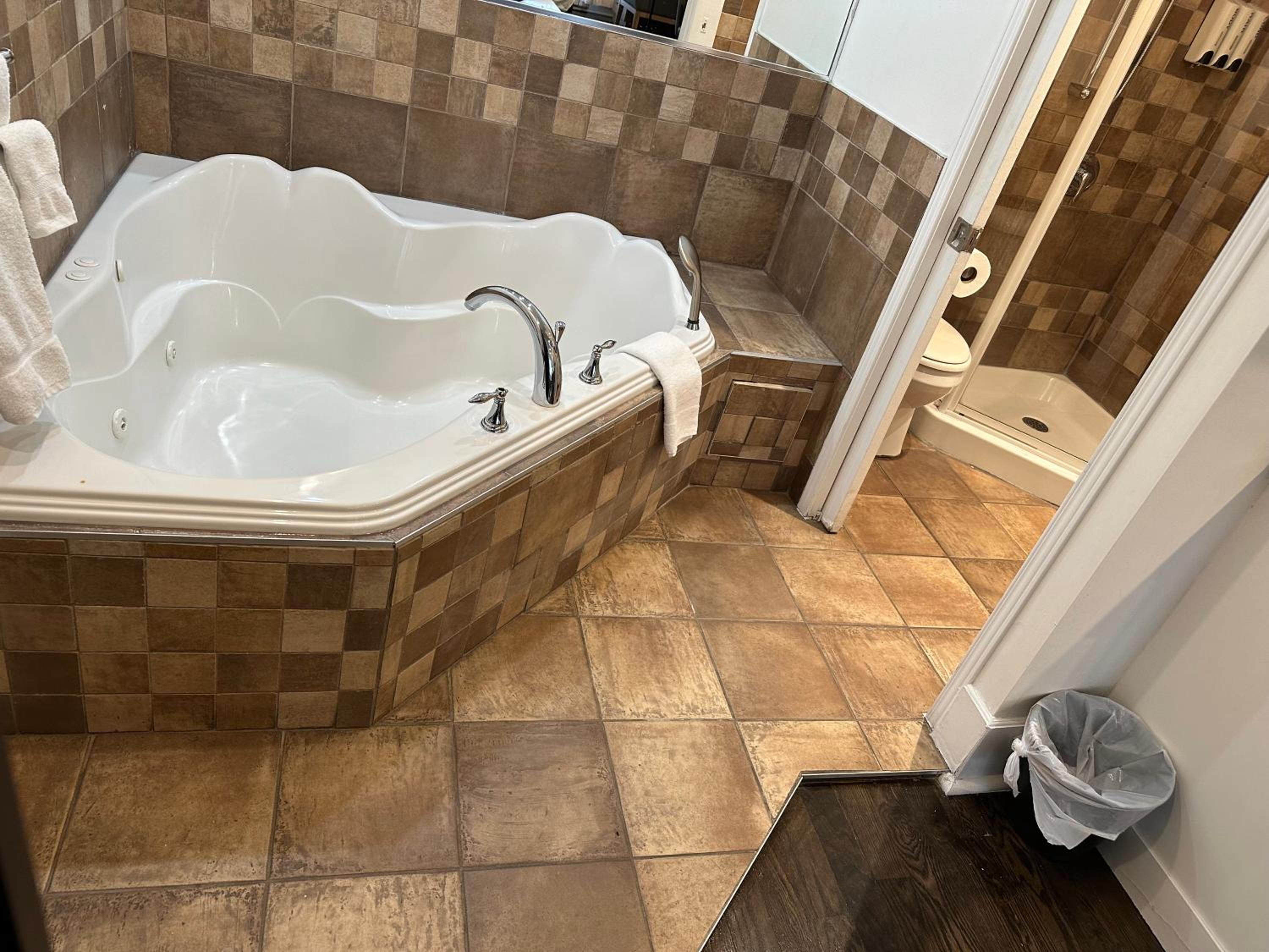 Superior room with hot tub