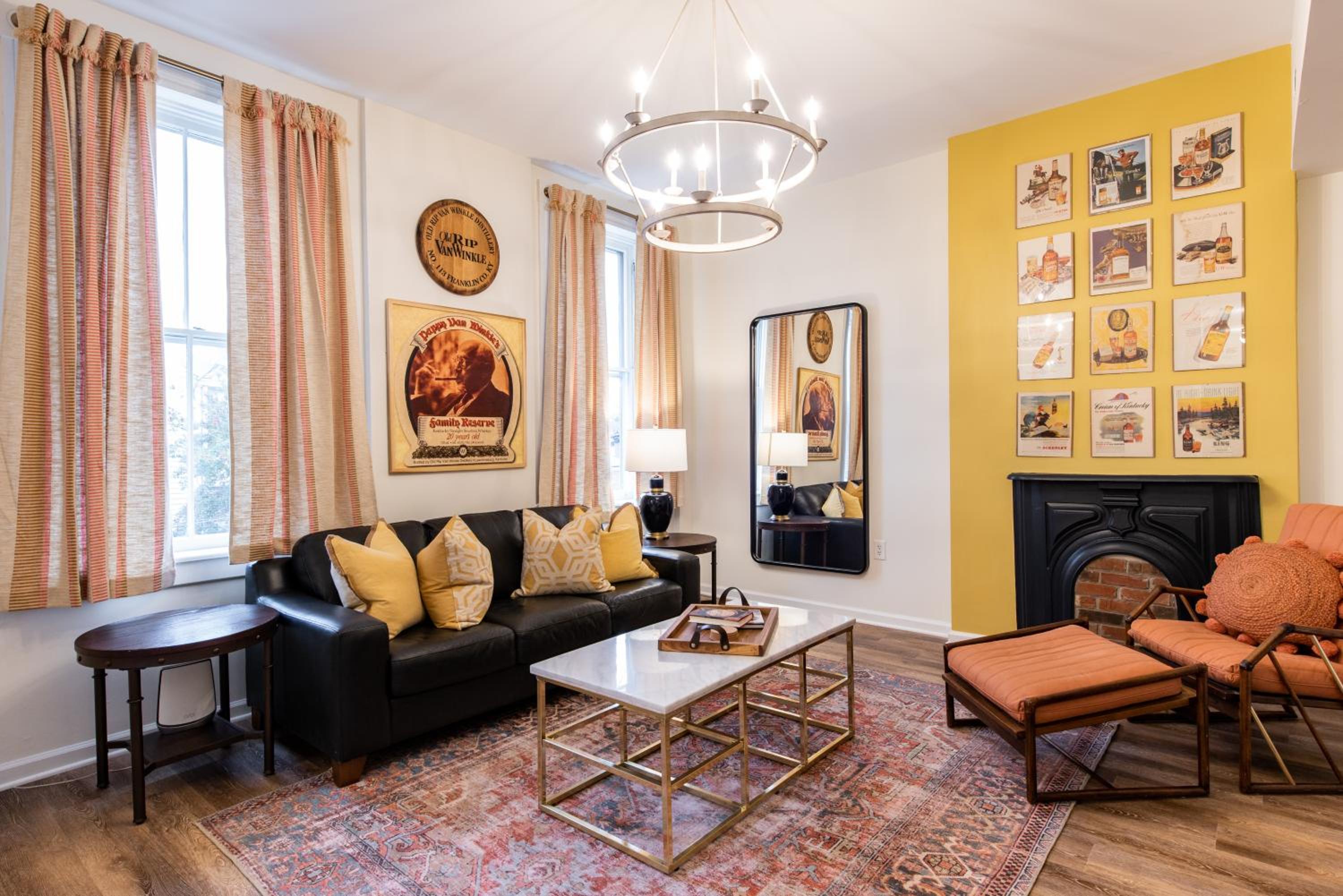 Deluxe King Suite