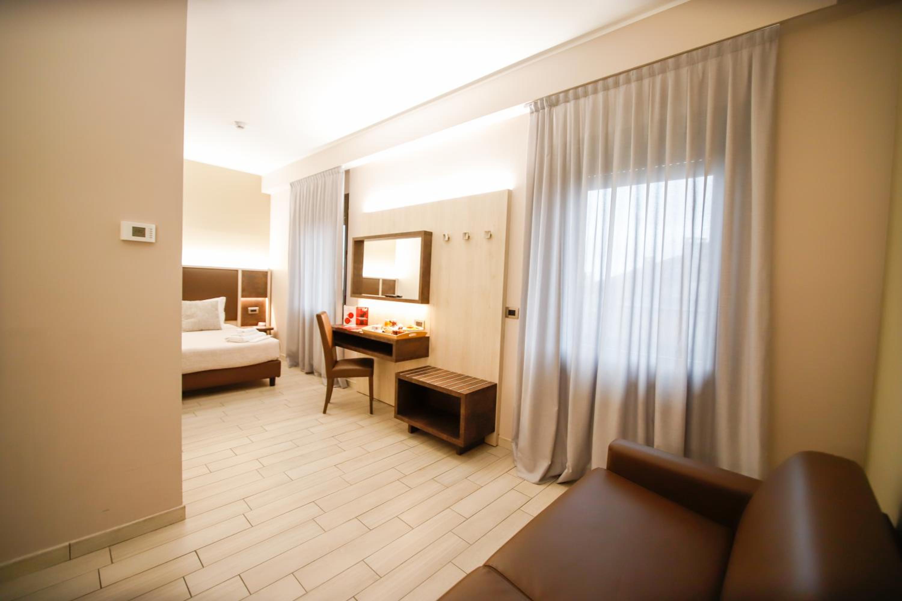 Junior Suite - Photo 36