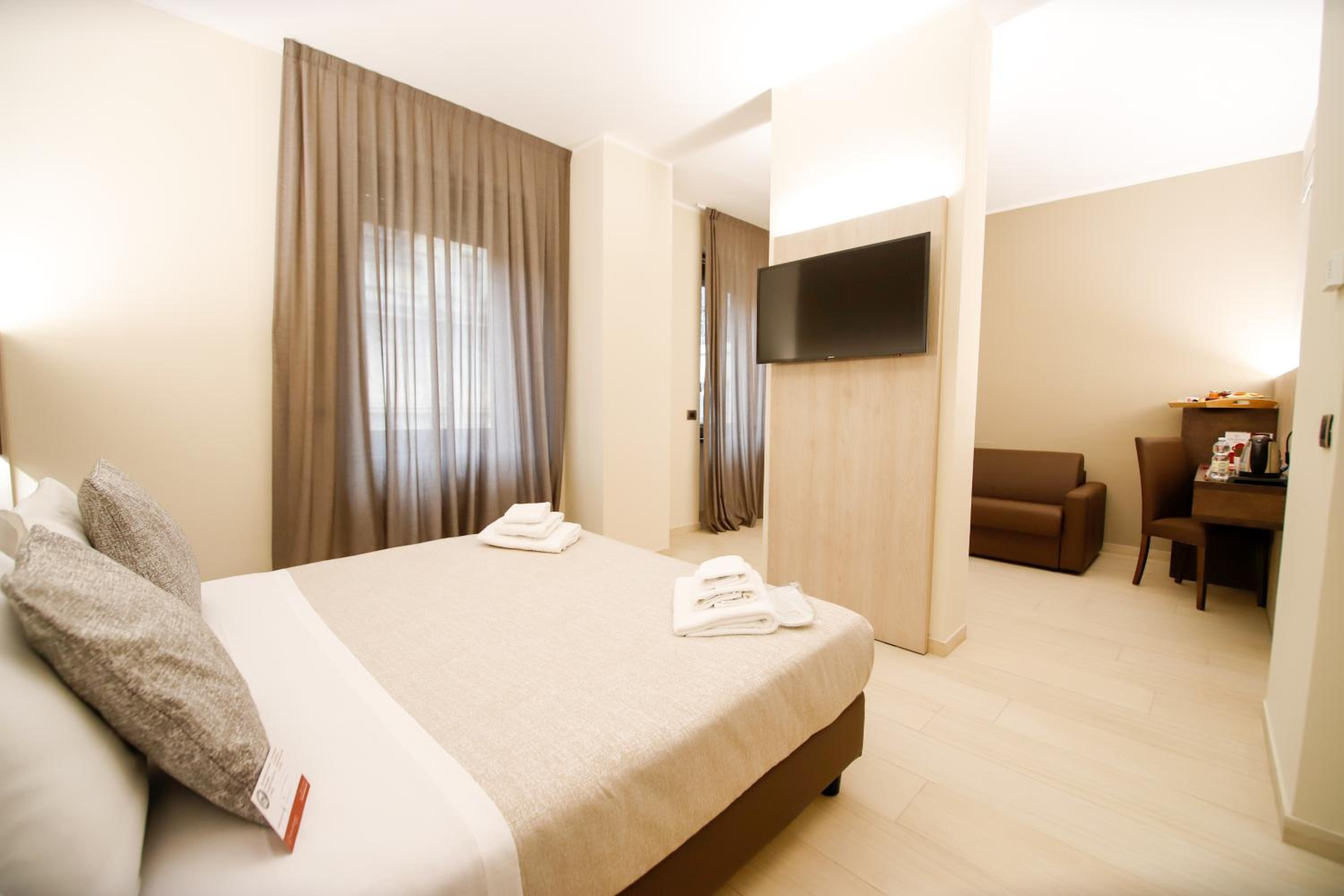 Junior Suite - Photo 26