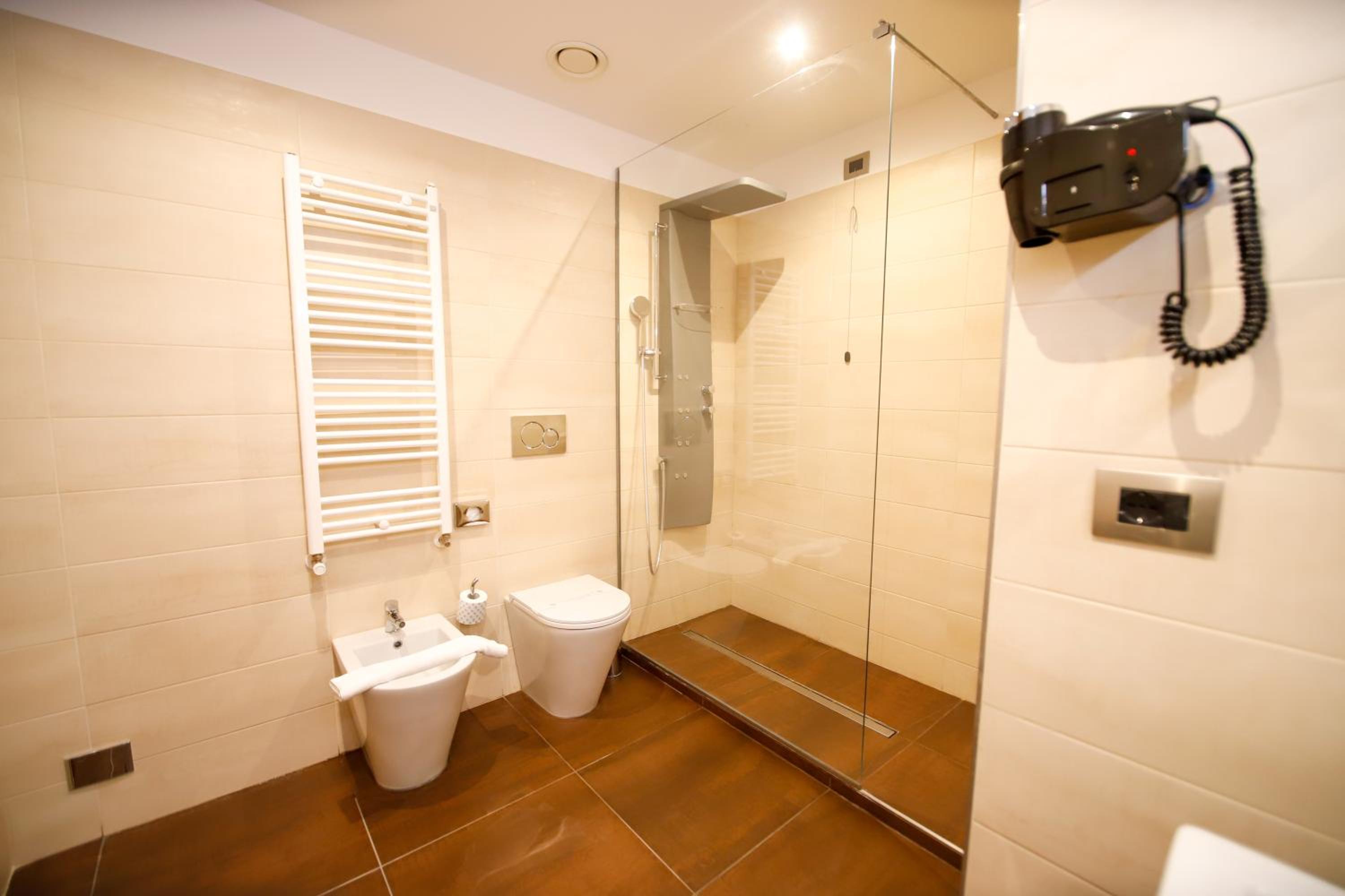 Junior Suite - Photo 25