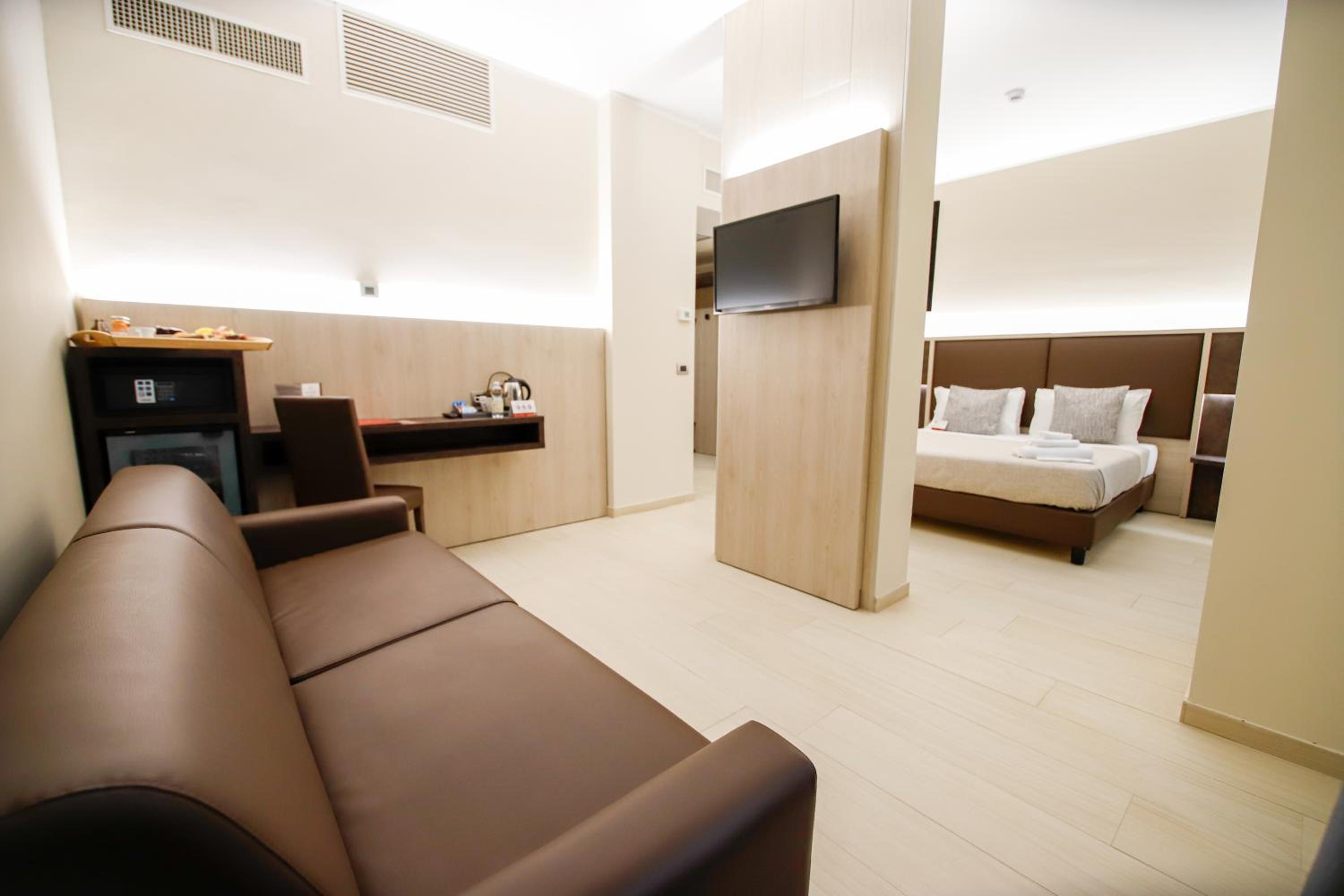 Junior Suite - Photo 40