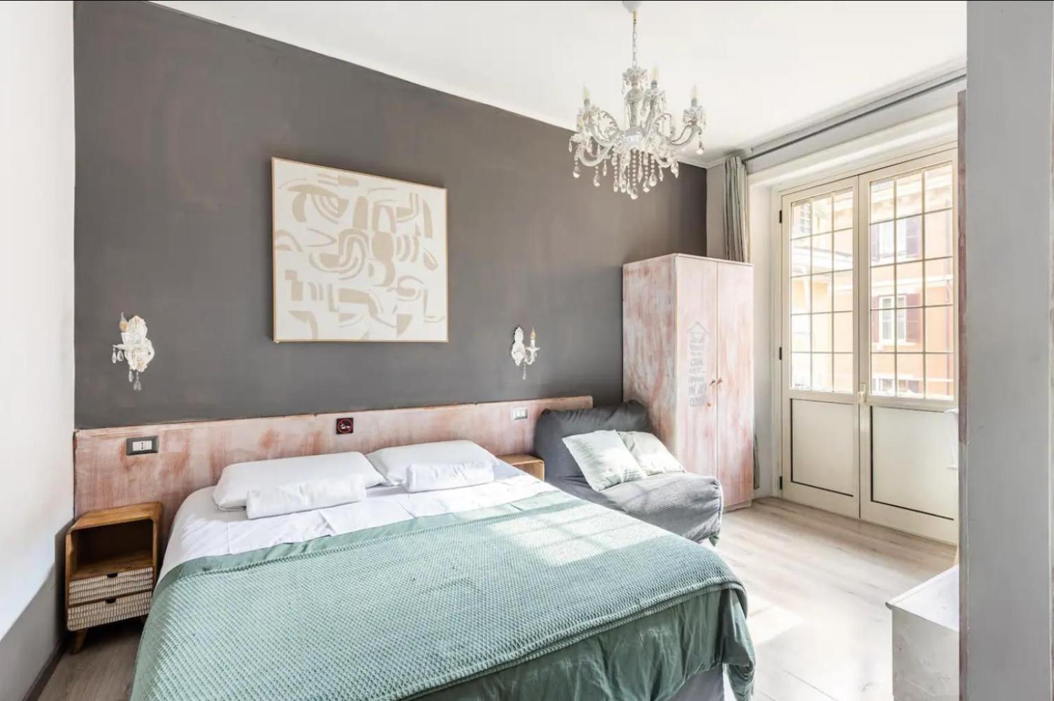 Superior Deluxe Ensuite with Balcony photo 2