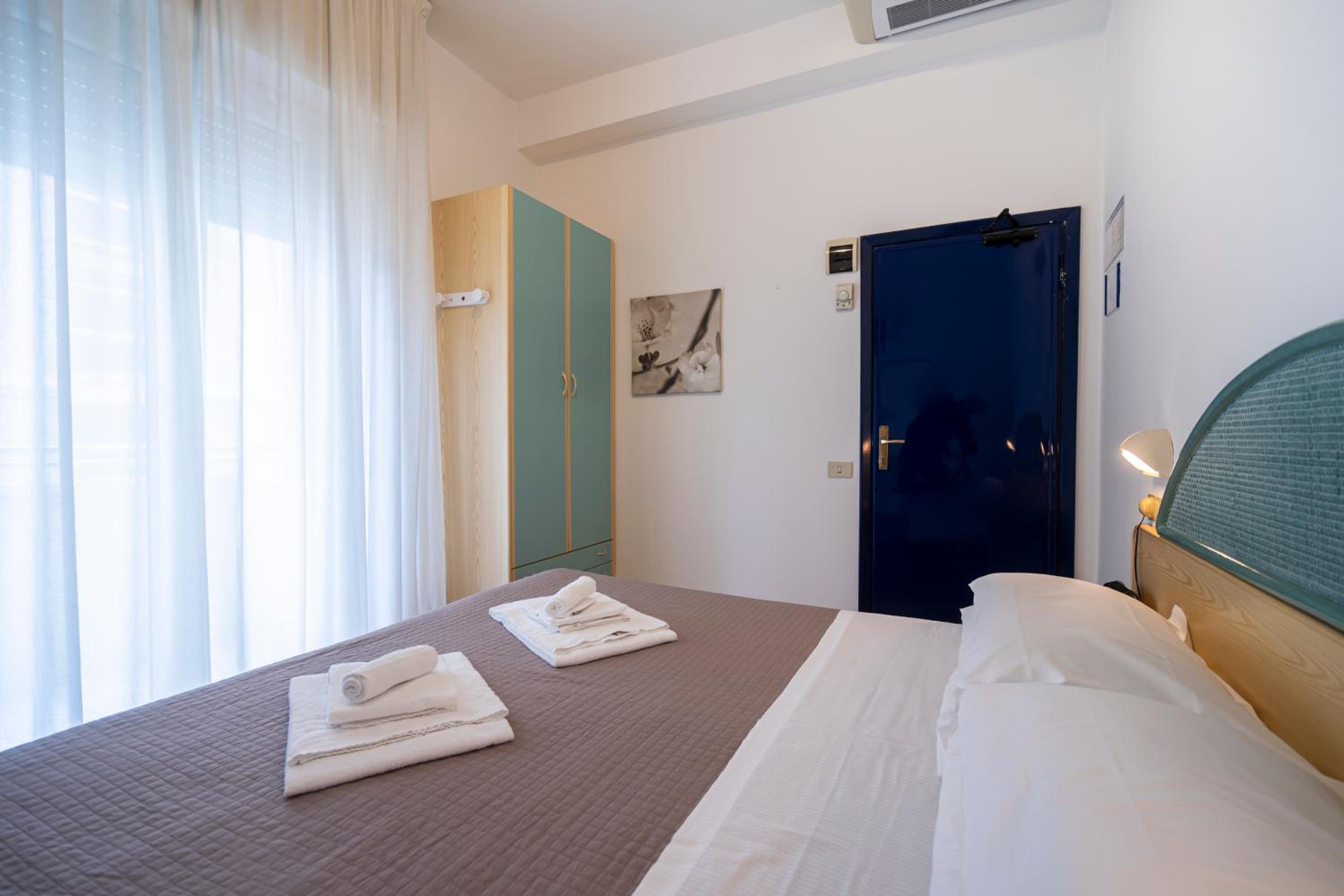 Budget Double or Twin Room - Photo 19