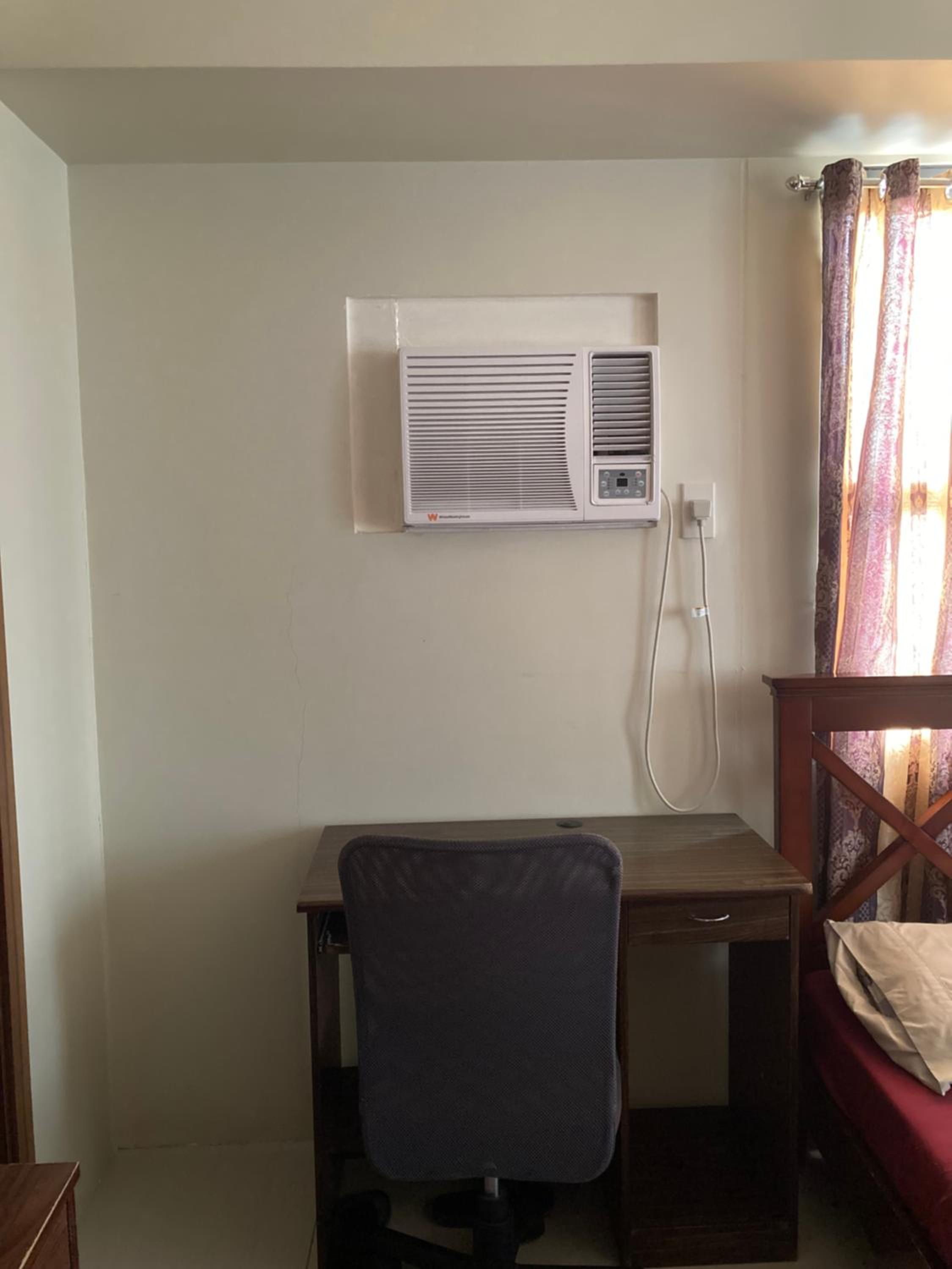 One-Bedroom Apartment - Photo 7