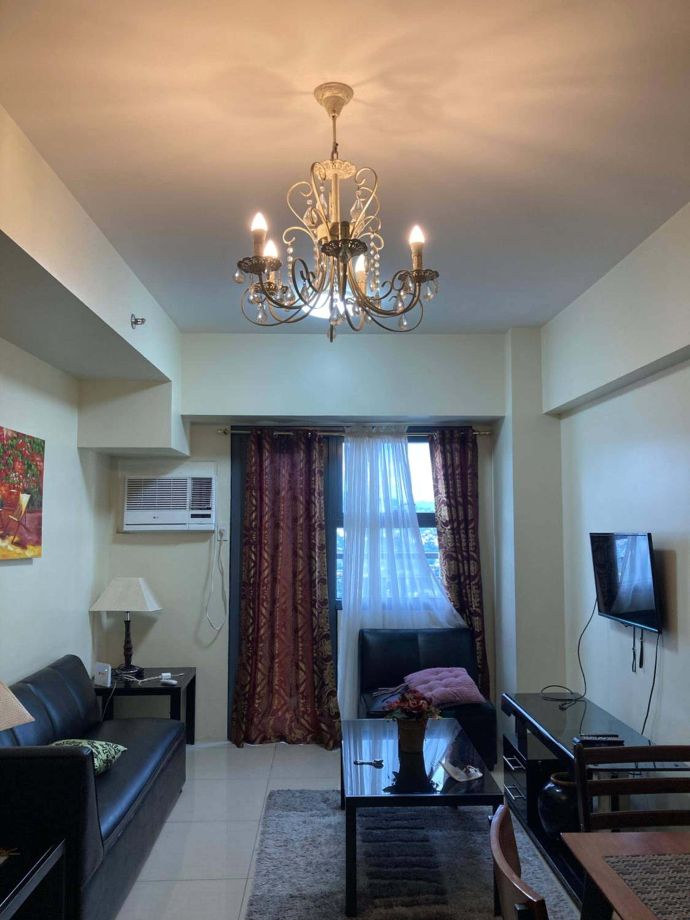 One-Bedroom Apartment - Photo 6