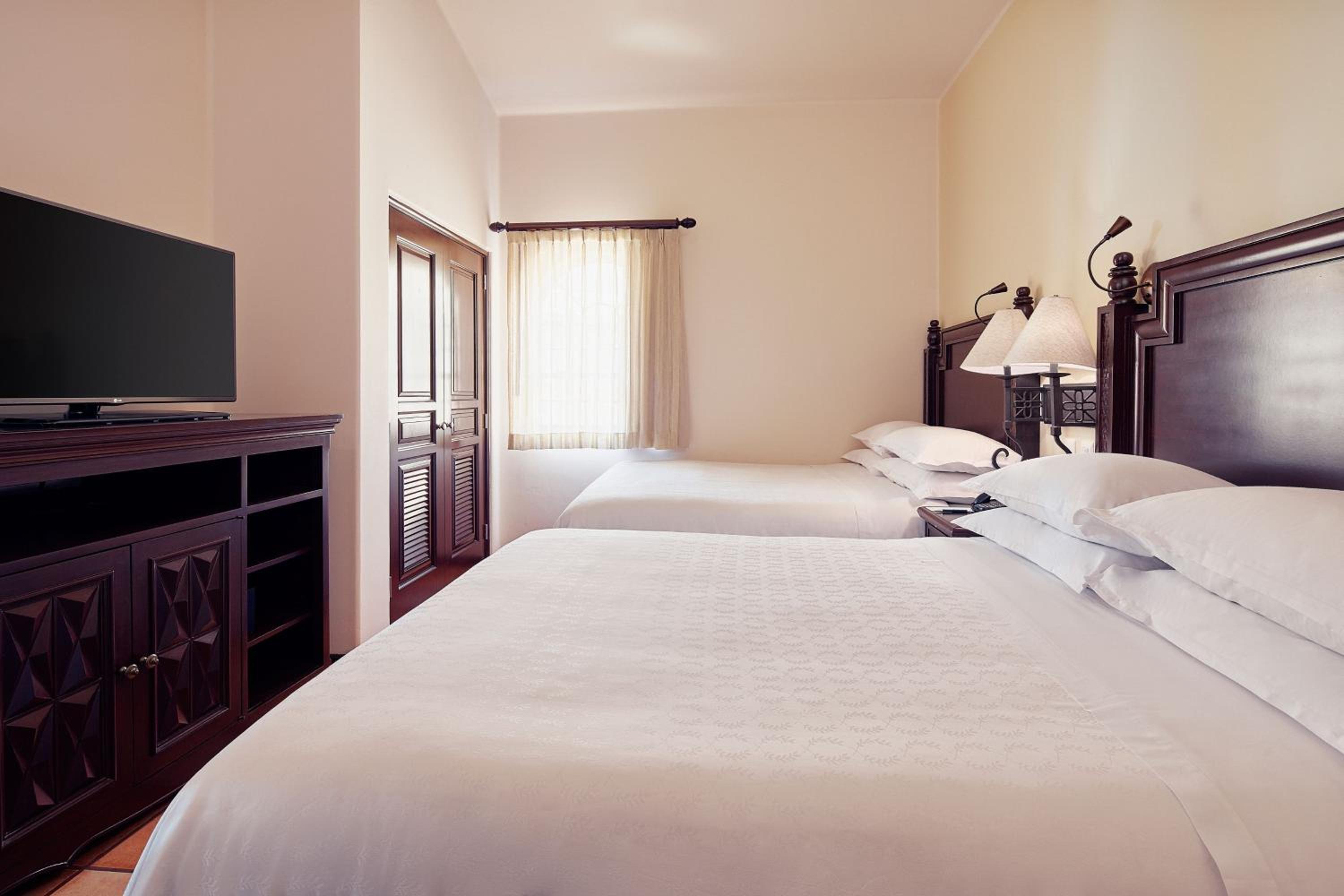Three-Bedroom Oceanfront Suite With Balcony - Misiones thumbnail 5