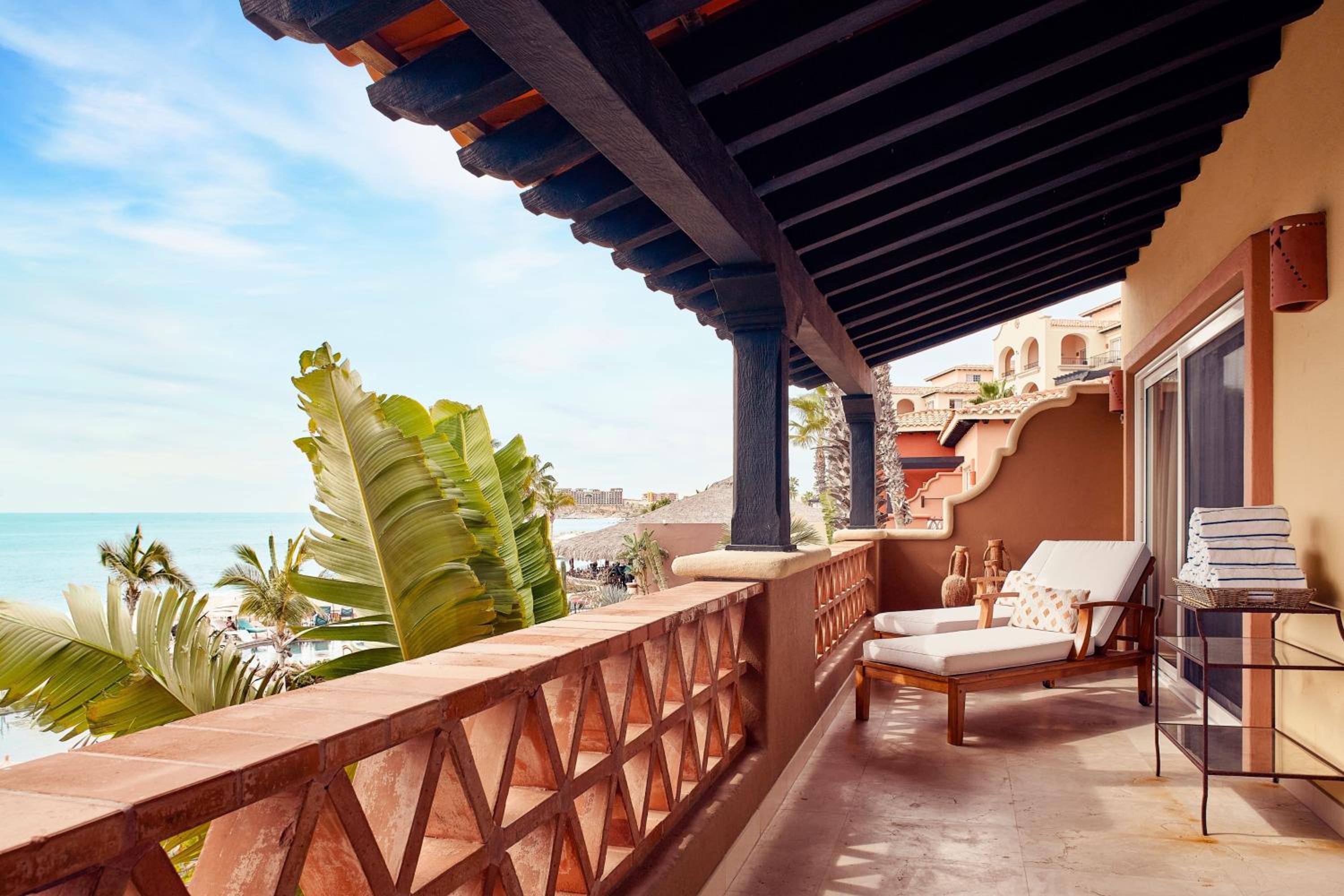 One-Bedroom Suite With Plunge Pool