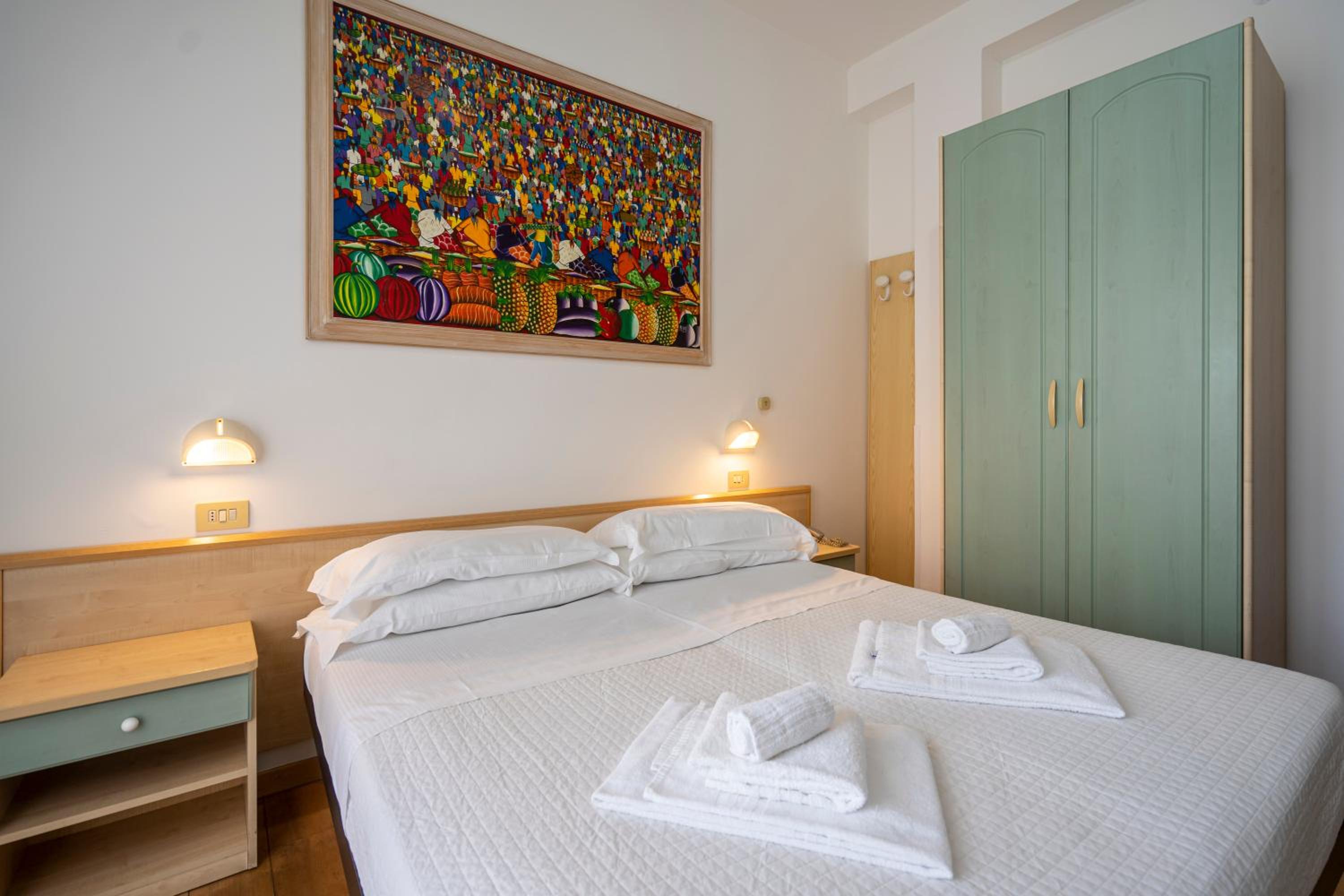 Budget Double or Twin Room - Photo 13