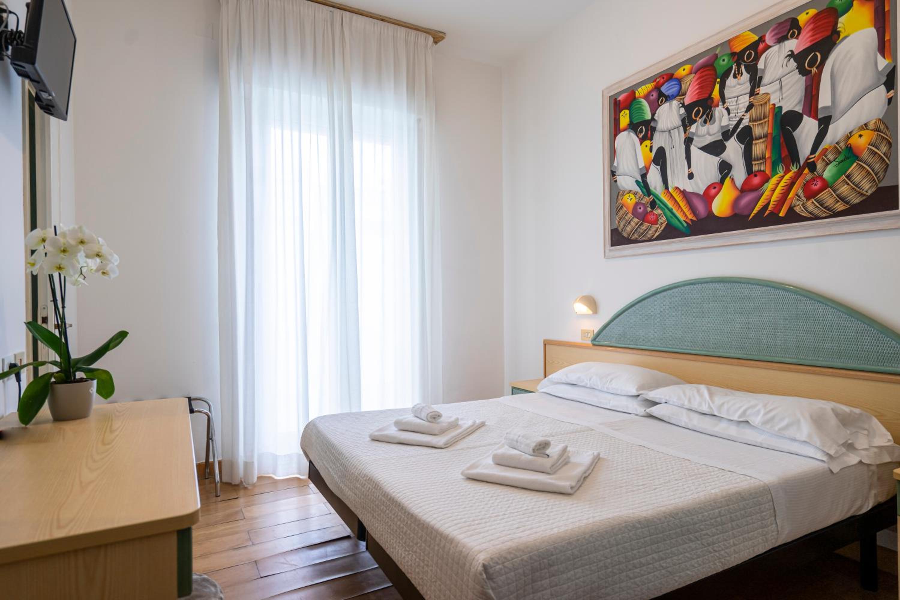 Budget Double or Twin Room - Photo 38