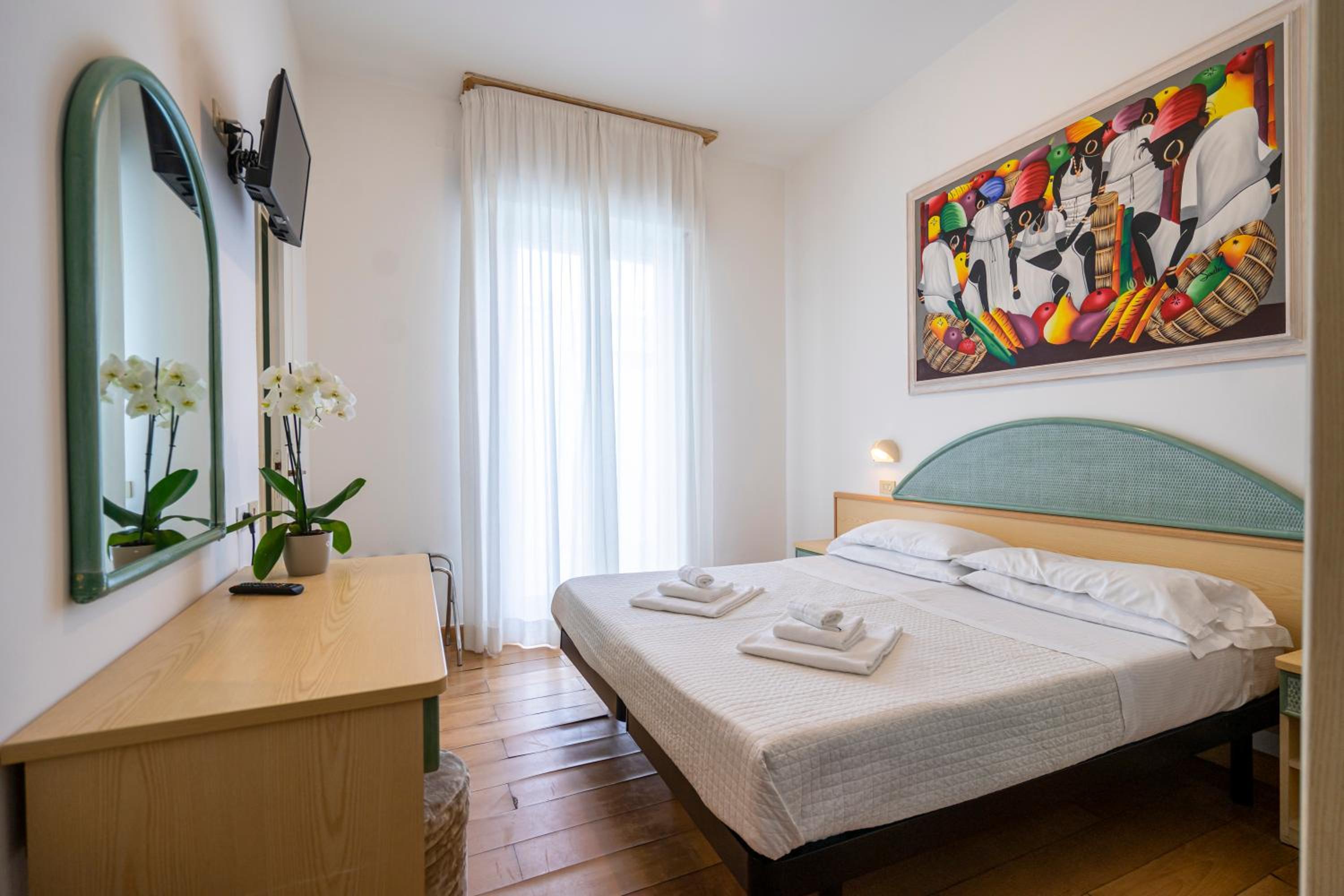 Budget Double or Twin Room - Photo 36