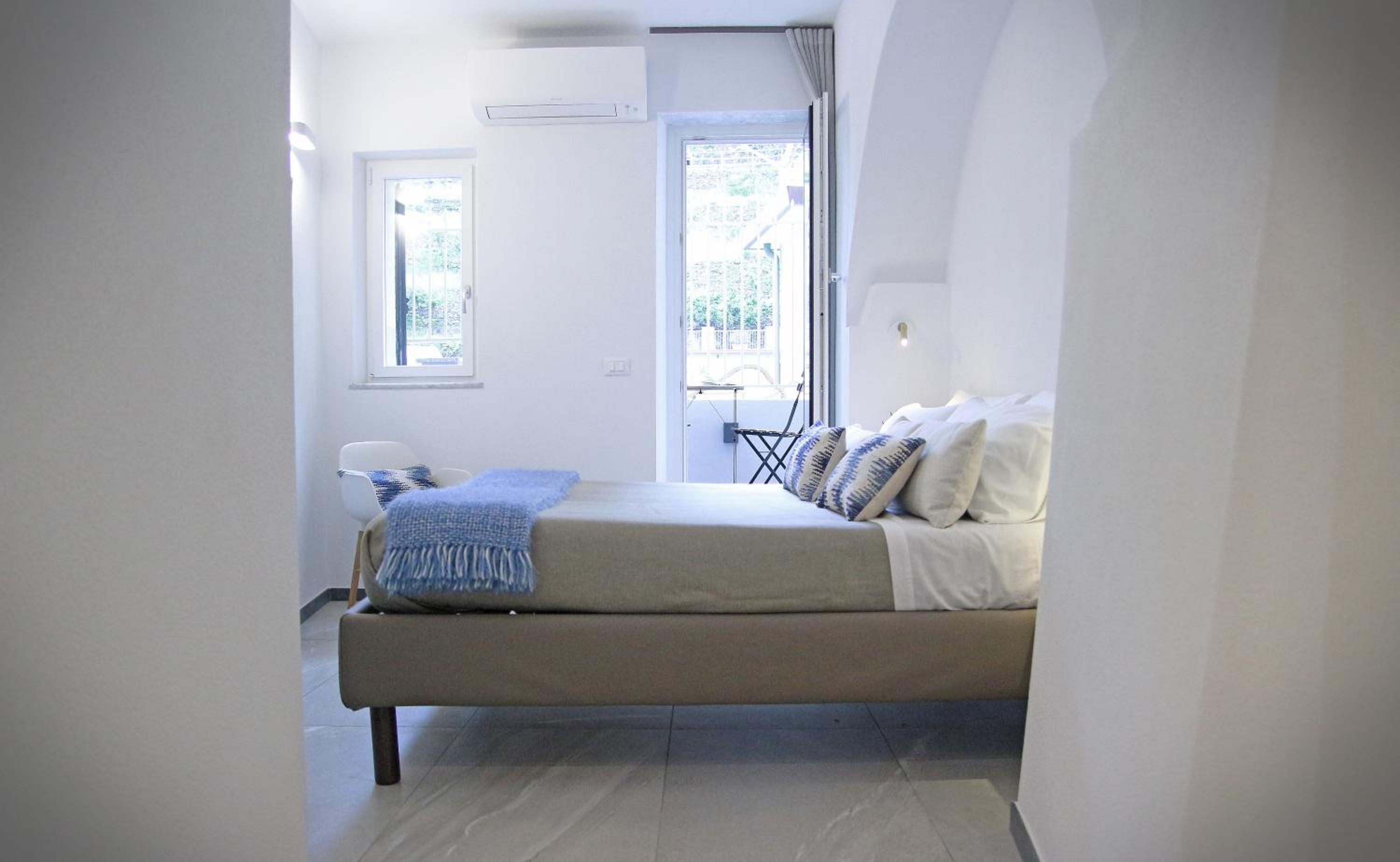 Double Room with Private Bathroom photo 1
