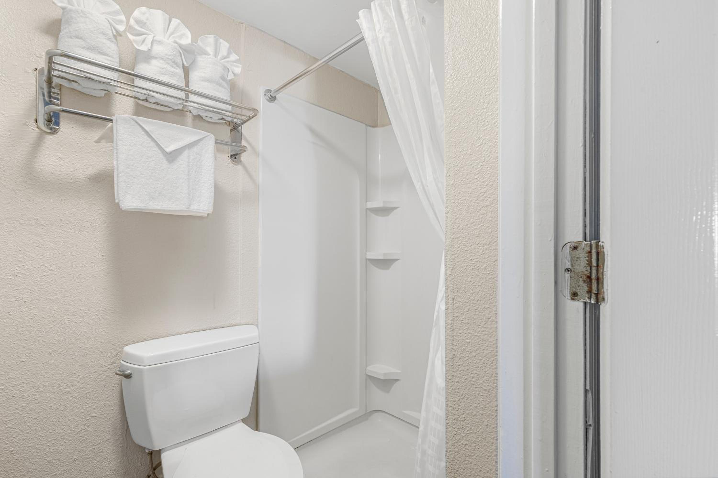 Oceanfront King Suite Non Smoking photo 2