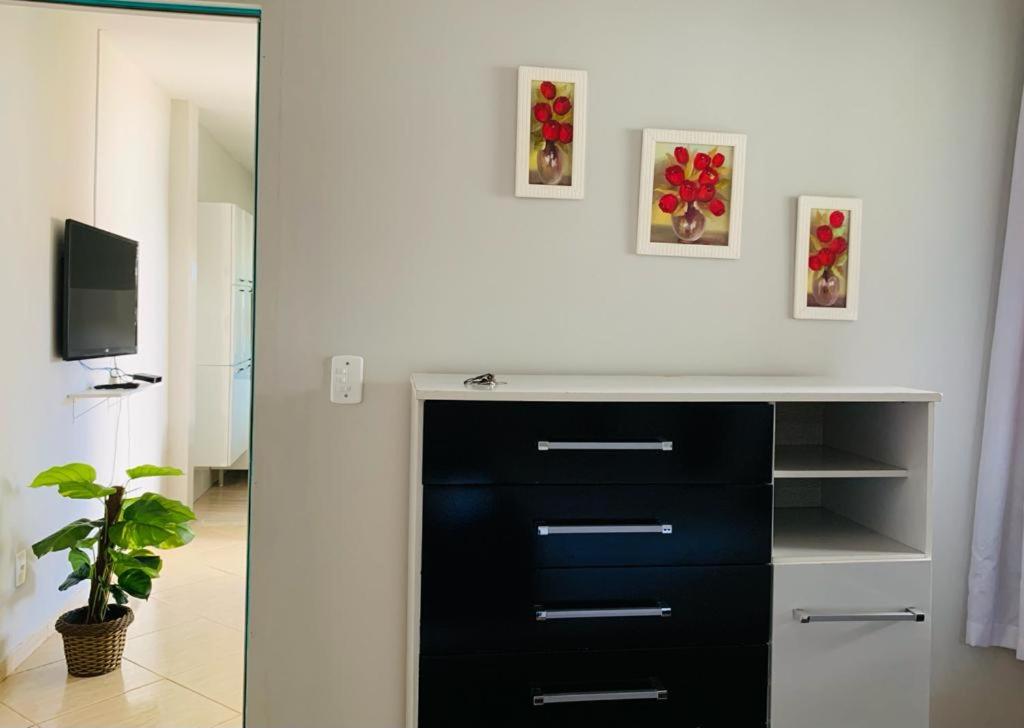 Large Double Room - Photo 4
