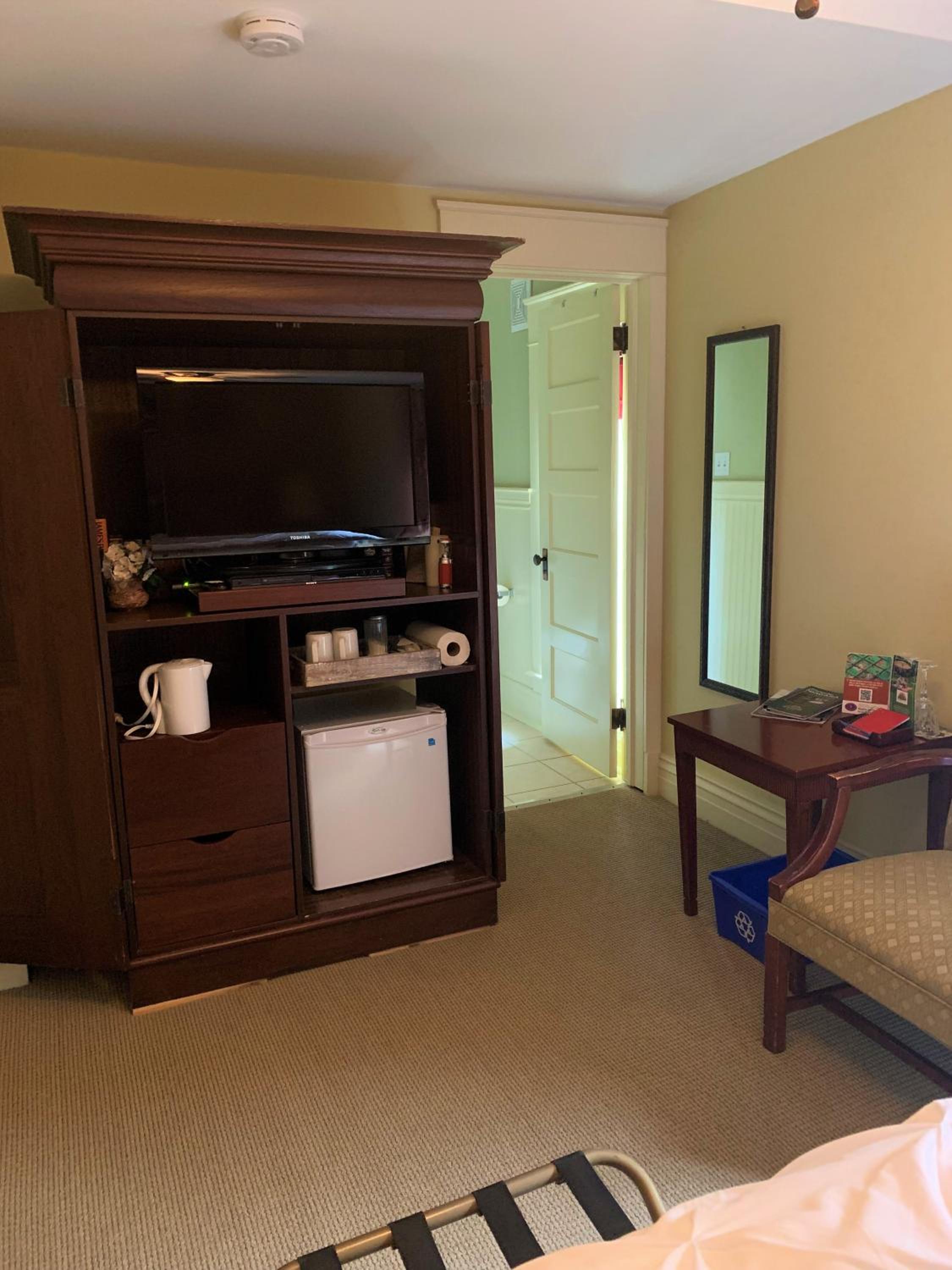 Queen Room photo 1