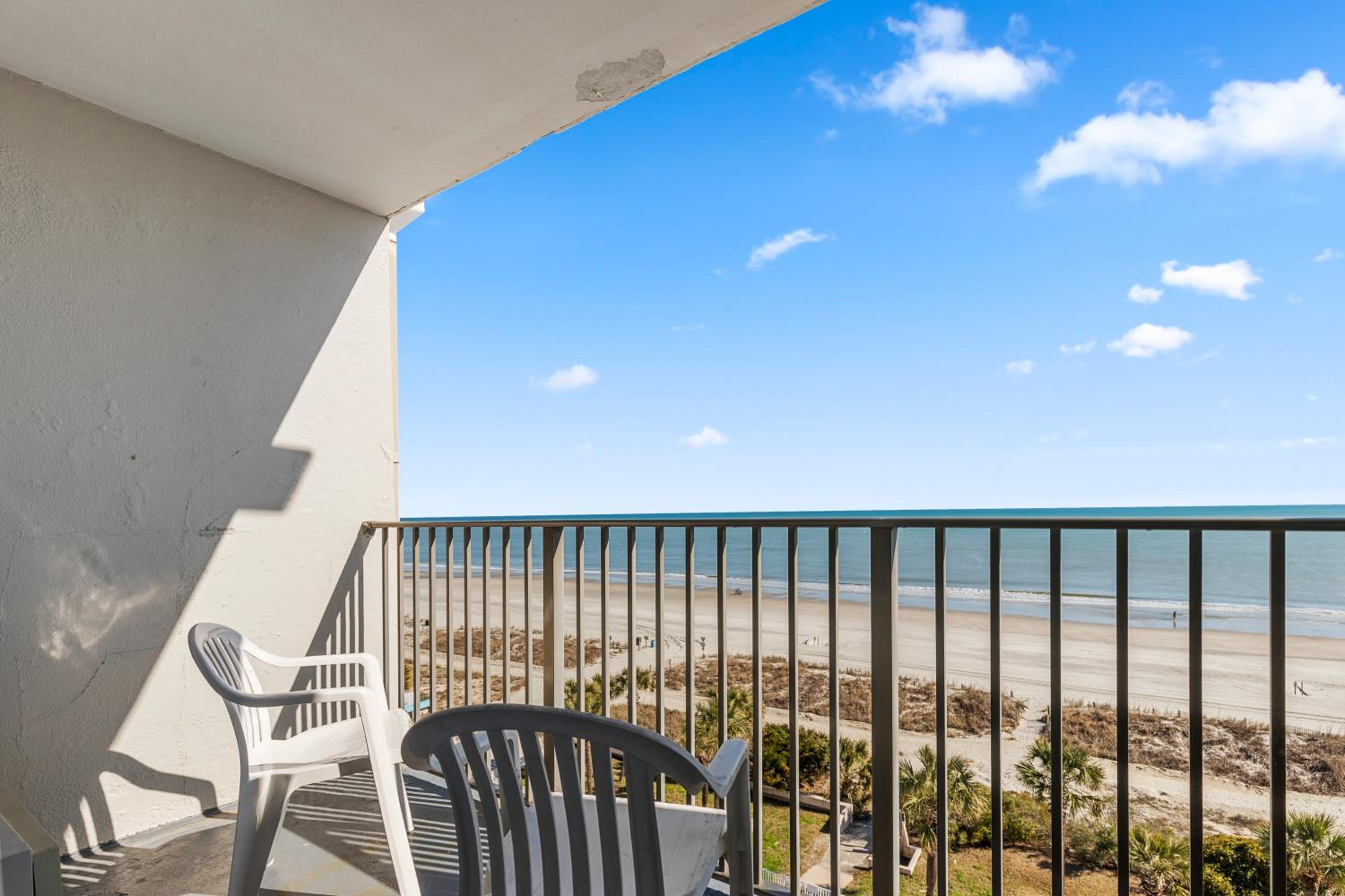 Oceanfront Double Room With Balcony  photo 3