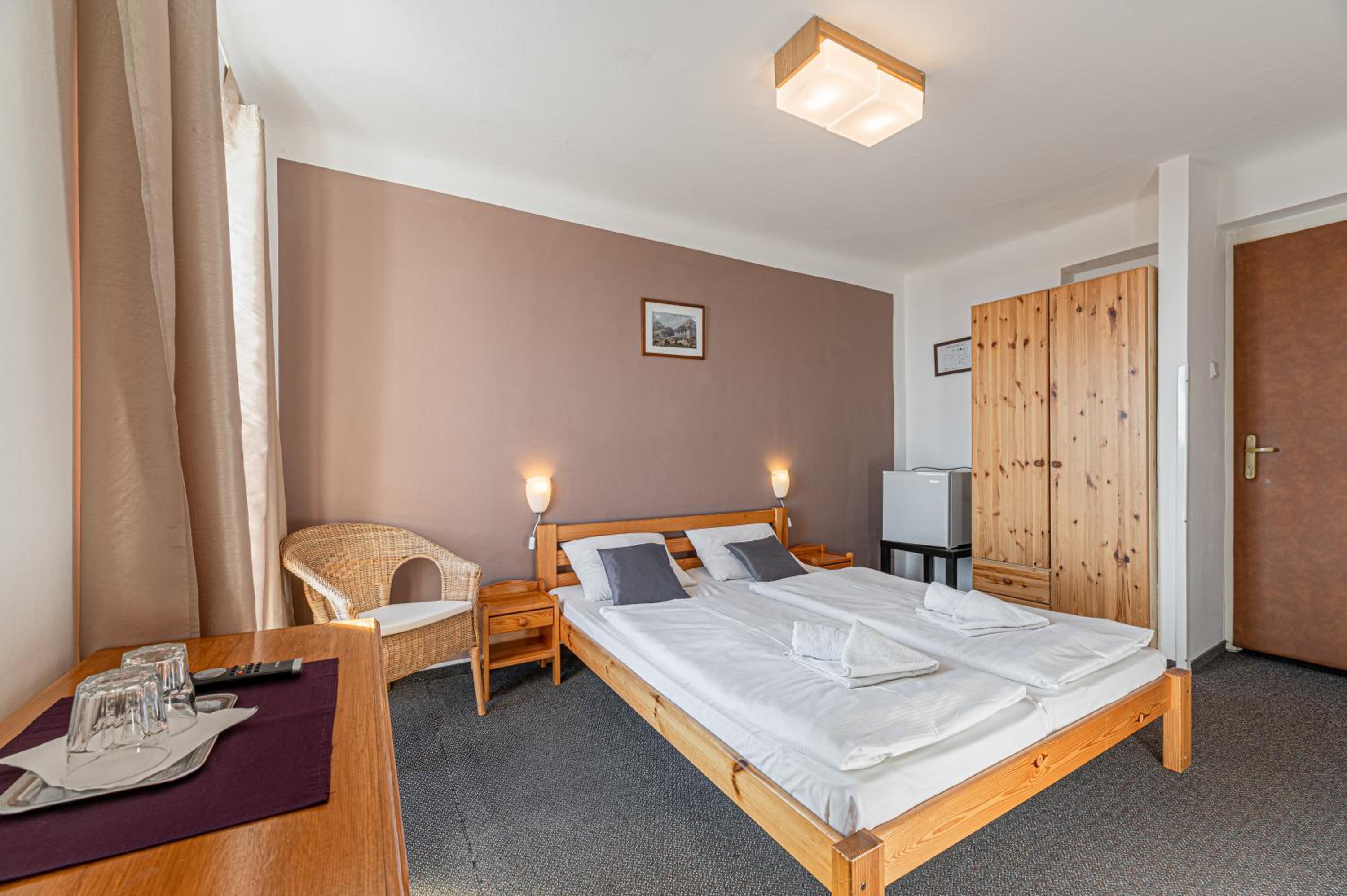 Double Room - Photo 1