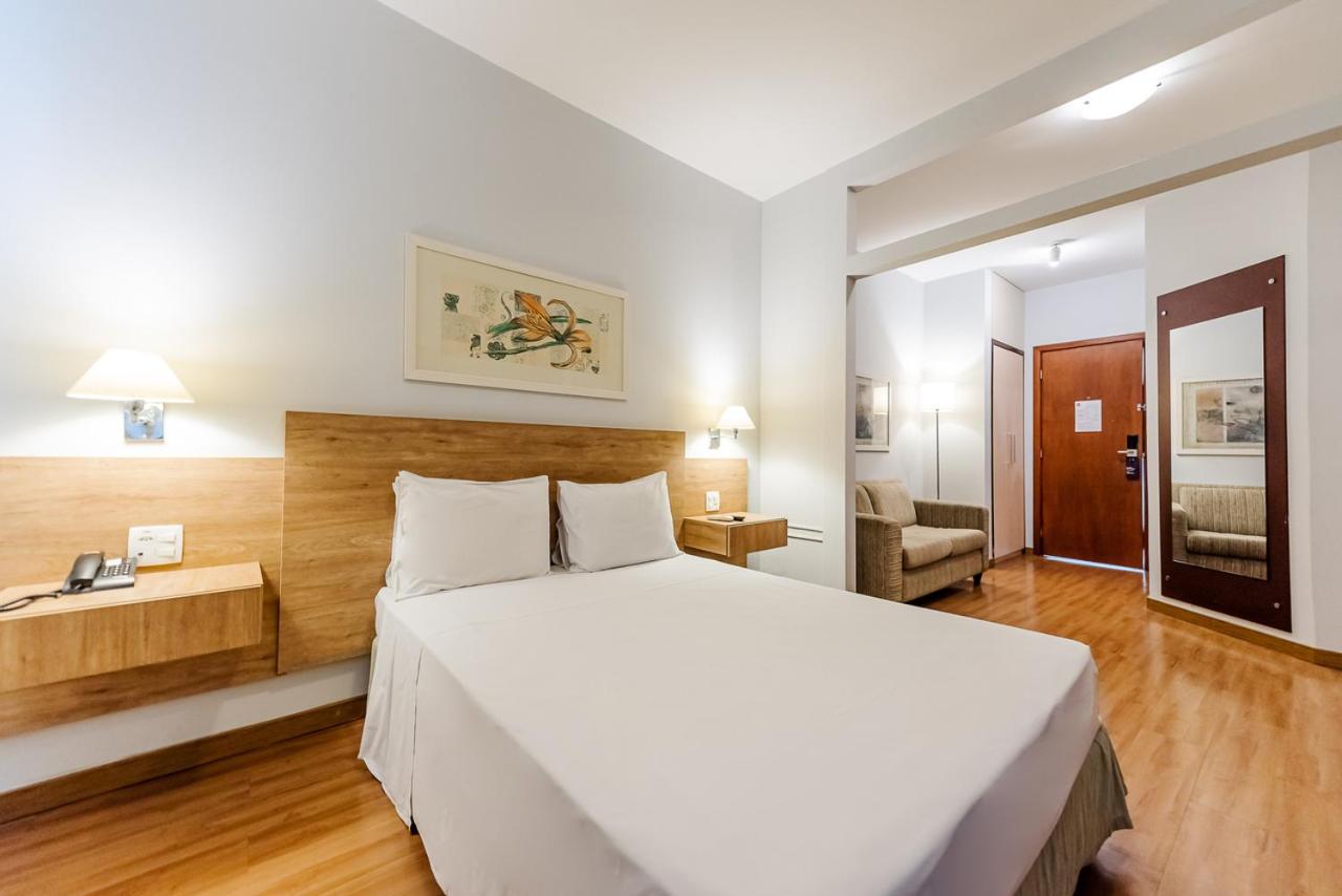Standard Apartment with One Queen Bed - Photo 5